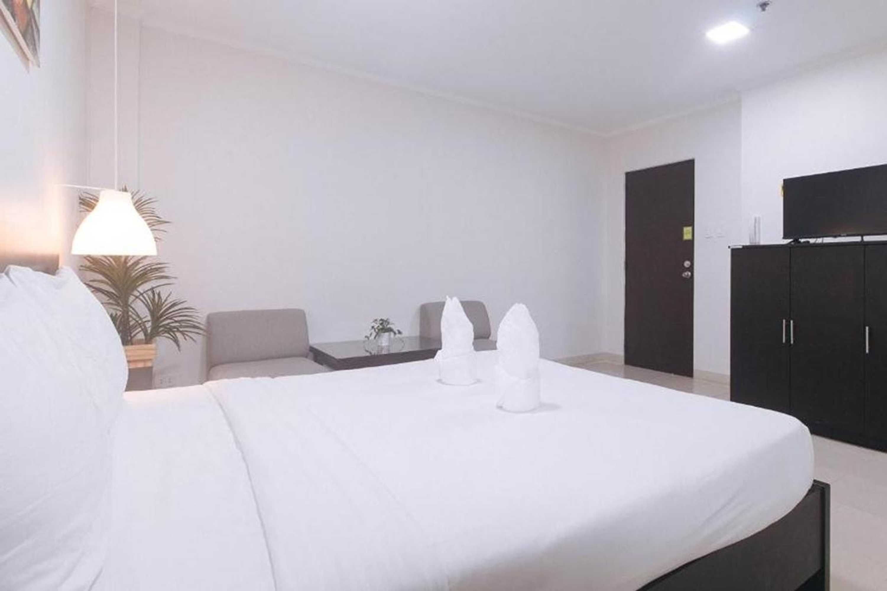 Gift card for Rooms R Us  Evangelista