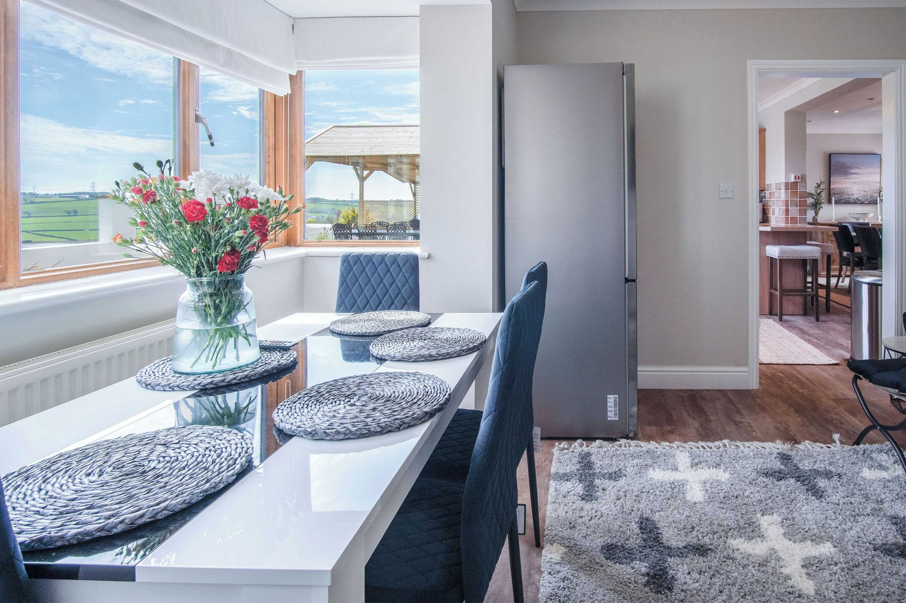 Gift card for Highfield - 5 Bedroom Holiday Home - Pembroke Dock