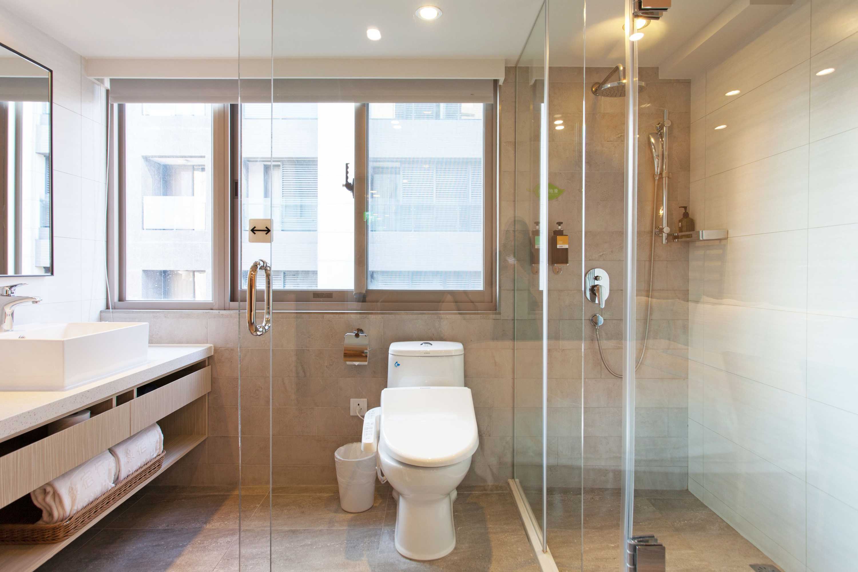 Gift card for Green Hotel - West District