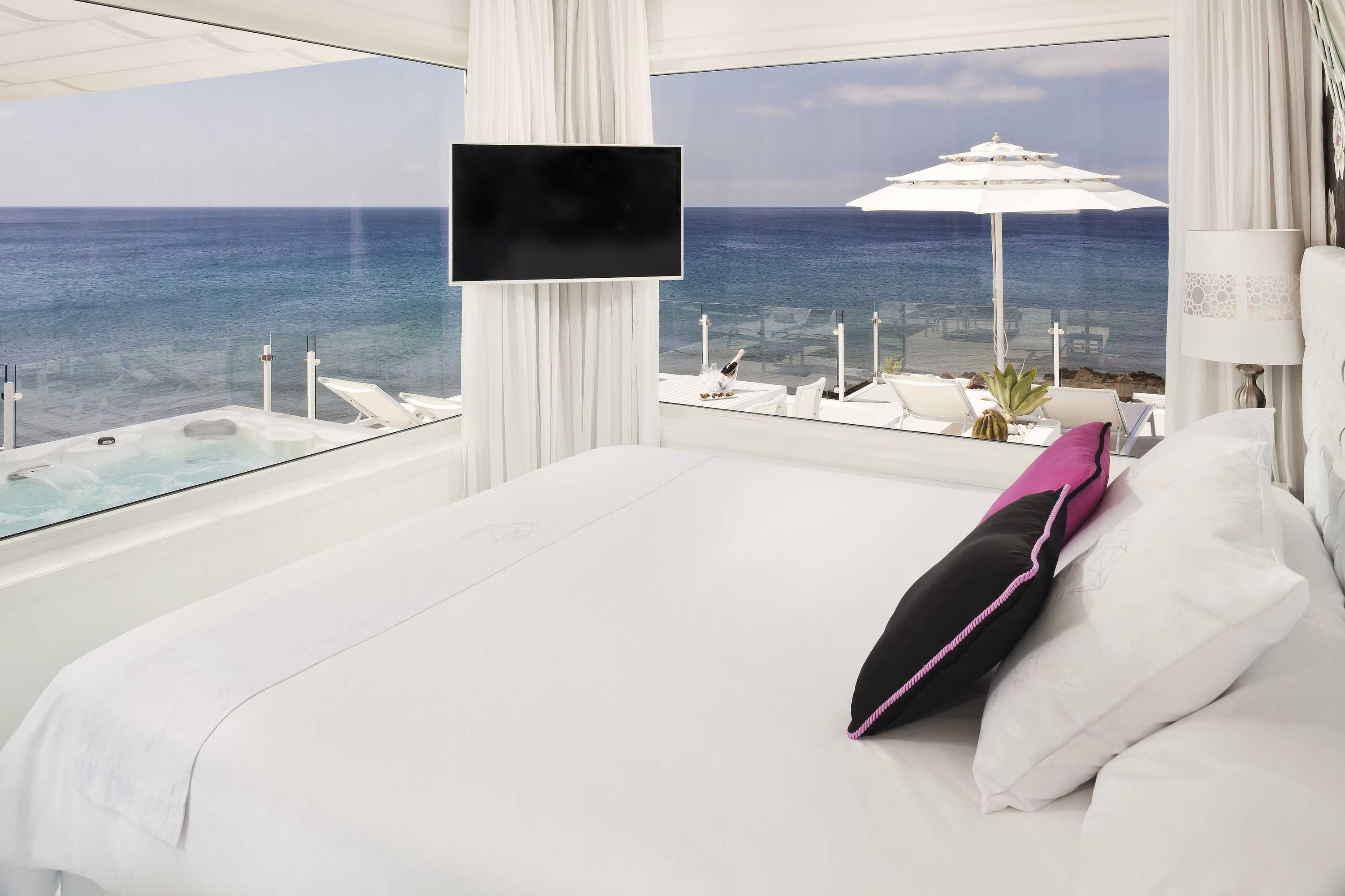 Gift card for Lani's Suites de Luxe - Adults Only Gift card for Lani's Suites de Luxe - Adults Only