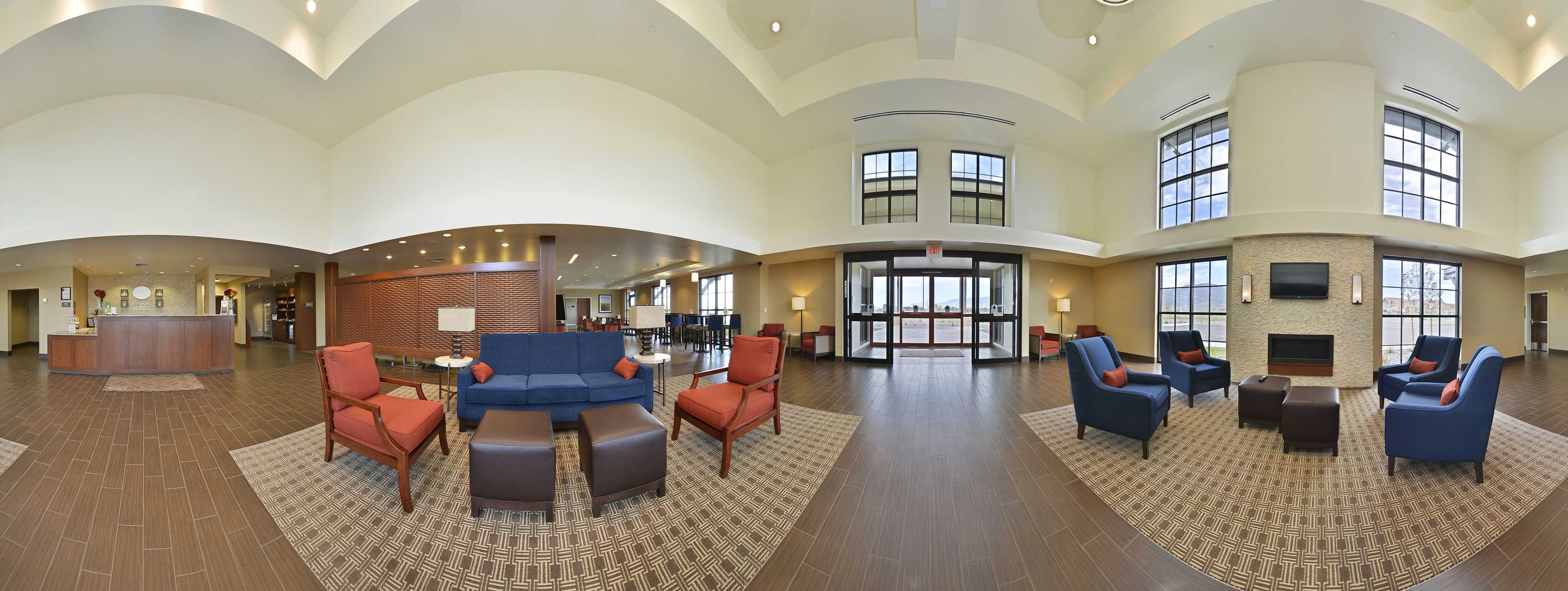 Gift card for Comfort Suites Airport - University Gift card for Comfort Suites Airport - University