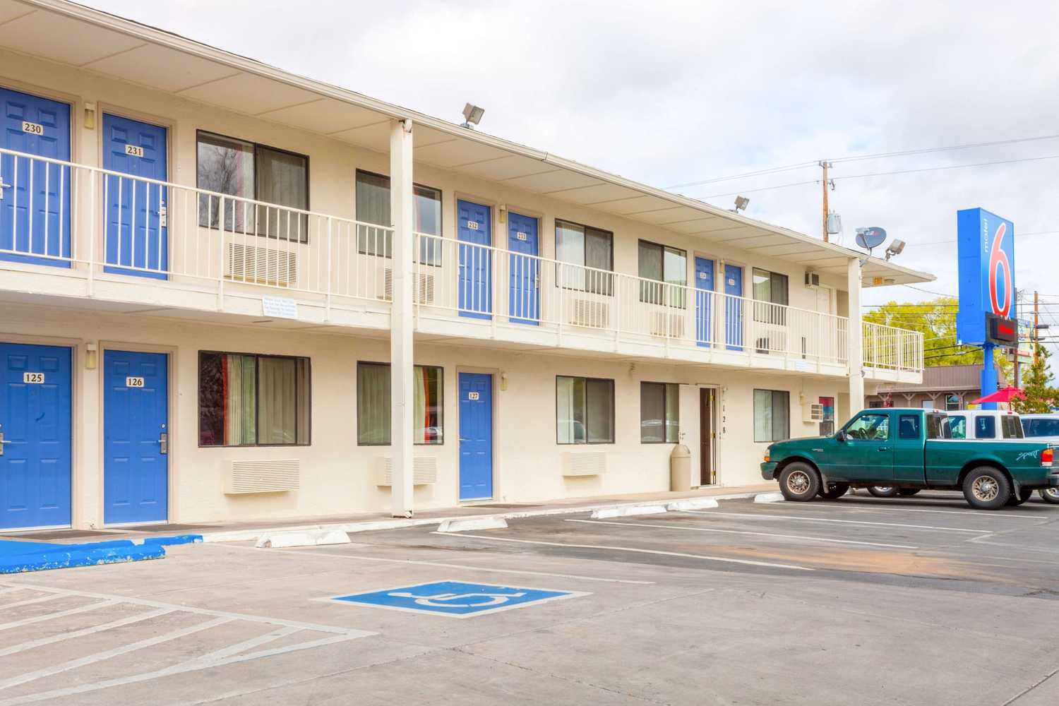 Gift card for Motel 6 Klamath Falls, OR Gift card for Motel 6 Klamath Falls, OR