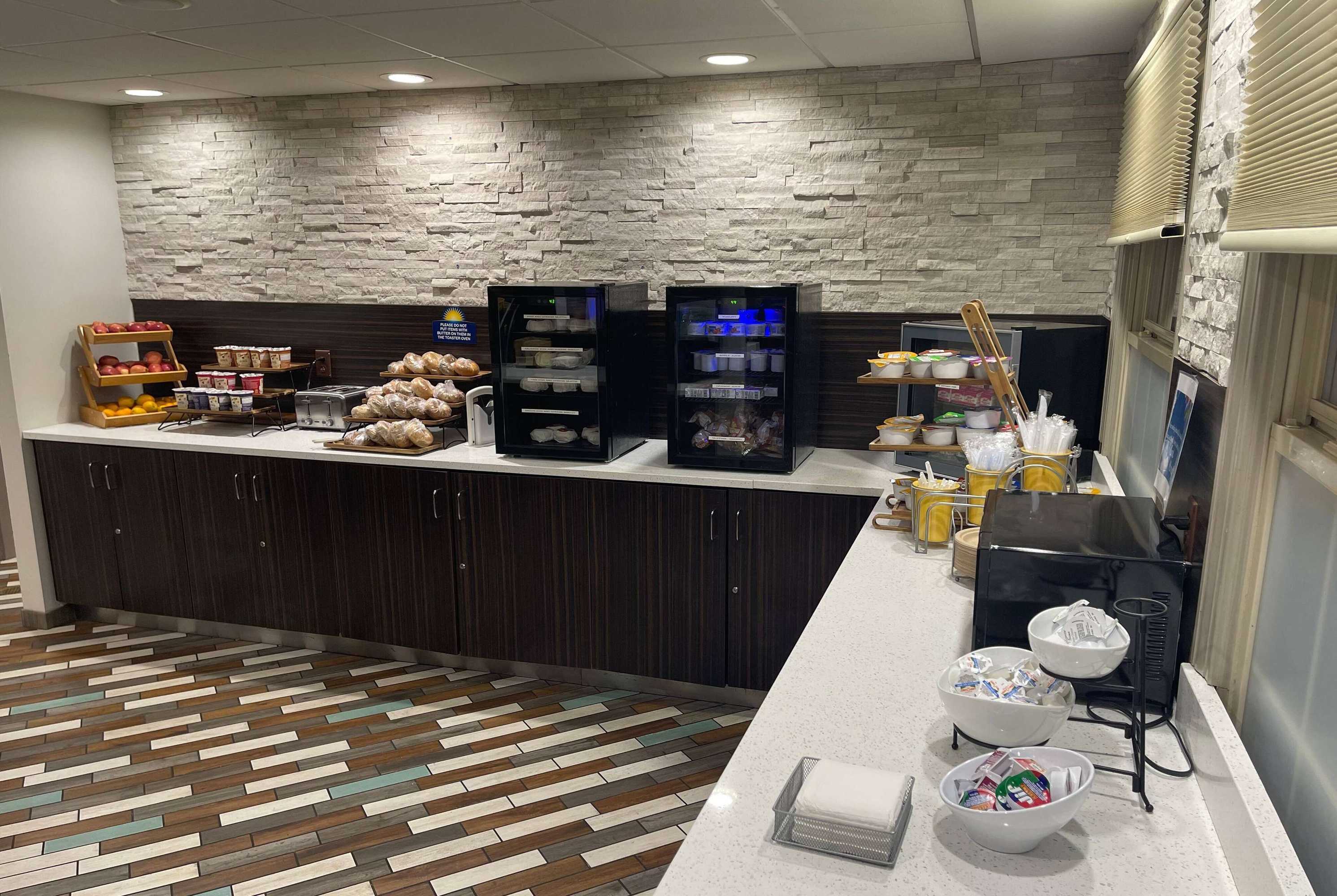 Gift card for Days Inn by Wyndham Wilmington Brandywine Gift card for Days Inn by Wyndham Wilmington Brandywine