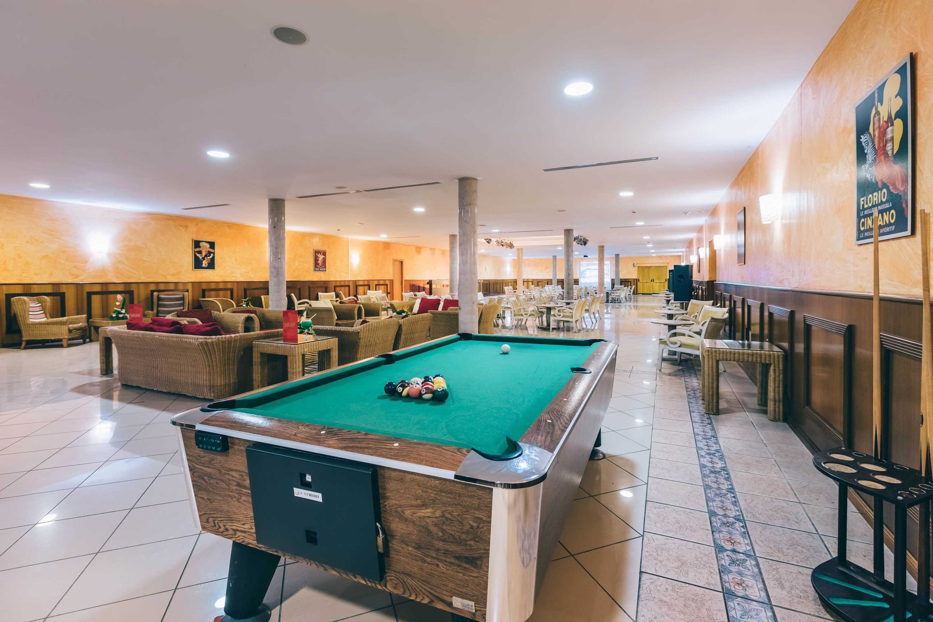Gift card for Grand Muthu Golf Plaza Hotel Gift card for Grand Muthu Golf Plaza Hotel