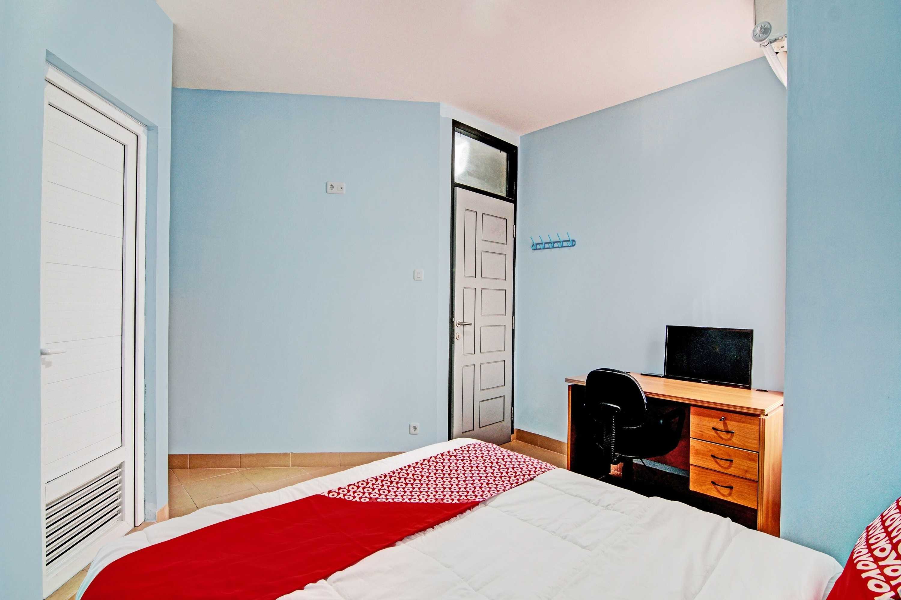 Gift card for Oyo 91951 Almira Homestay Syariah Gift card for Oyo 91951 Almira Homestay Syariah
