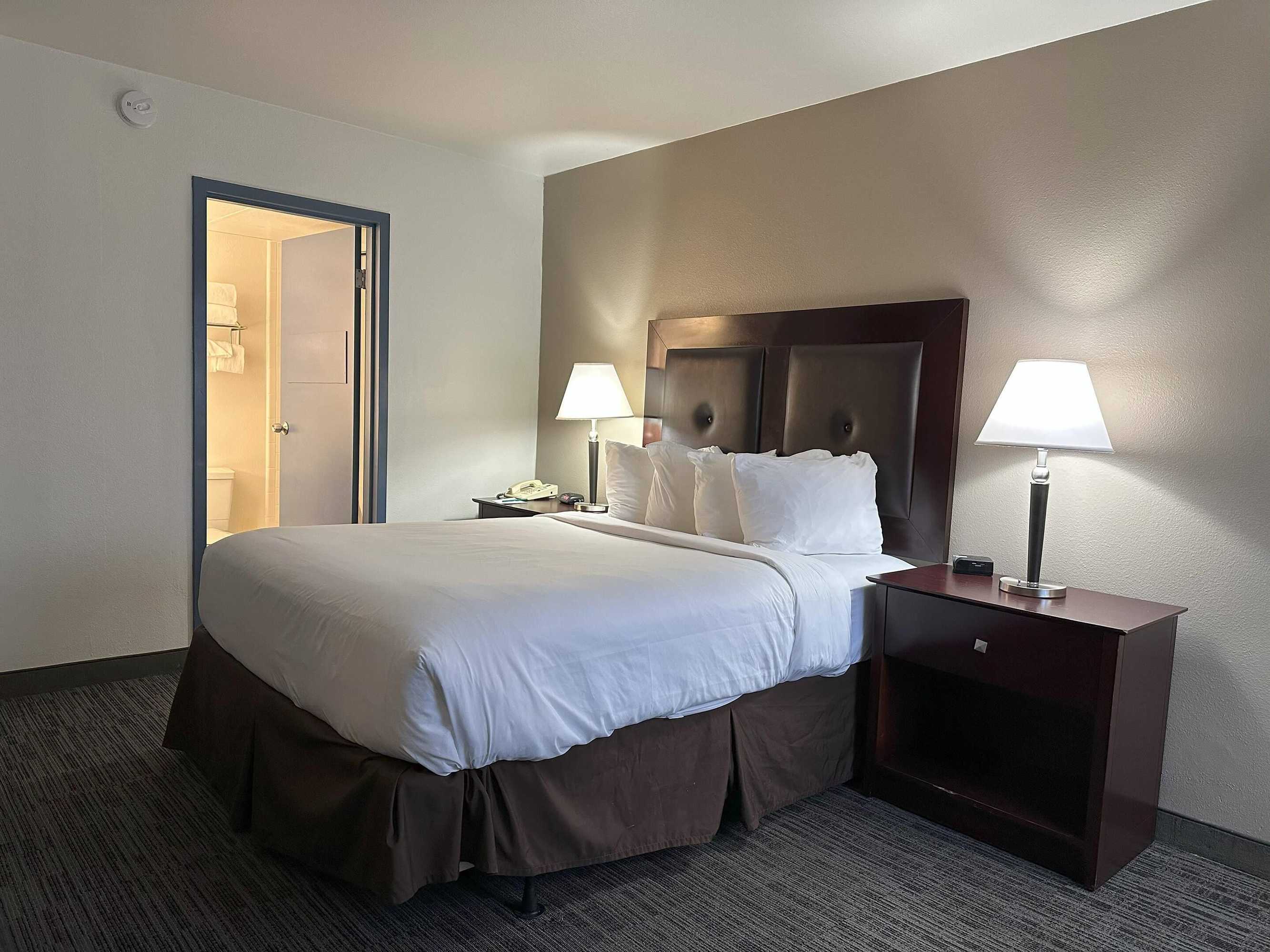 Gift card for Quality Inn & Suites Everett Gift card for Quality Inn & Suites Everett