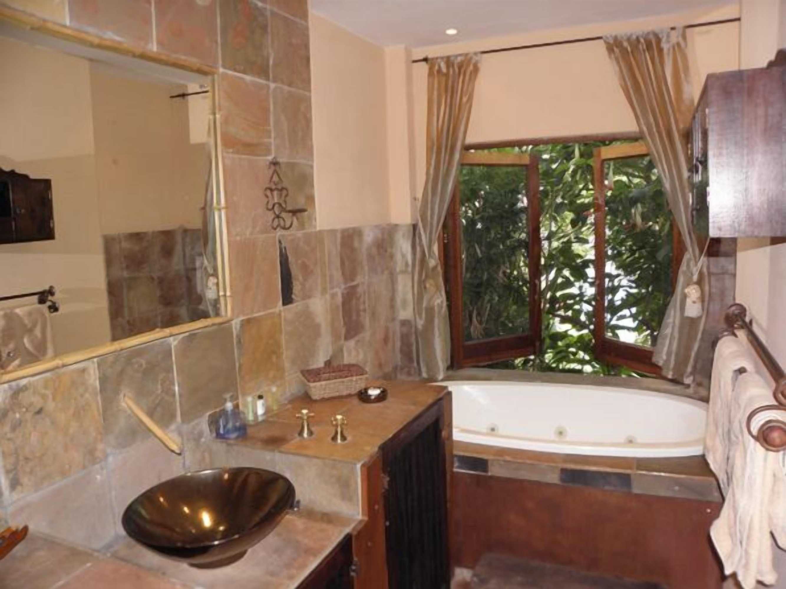 Gift card for Bali at Scenic Haven Lodge in Hartbeespoort Gift card for Bali at Scenic Haven Lodge in Hartbeespoort