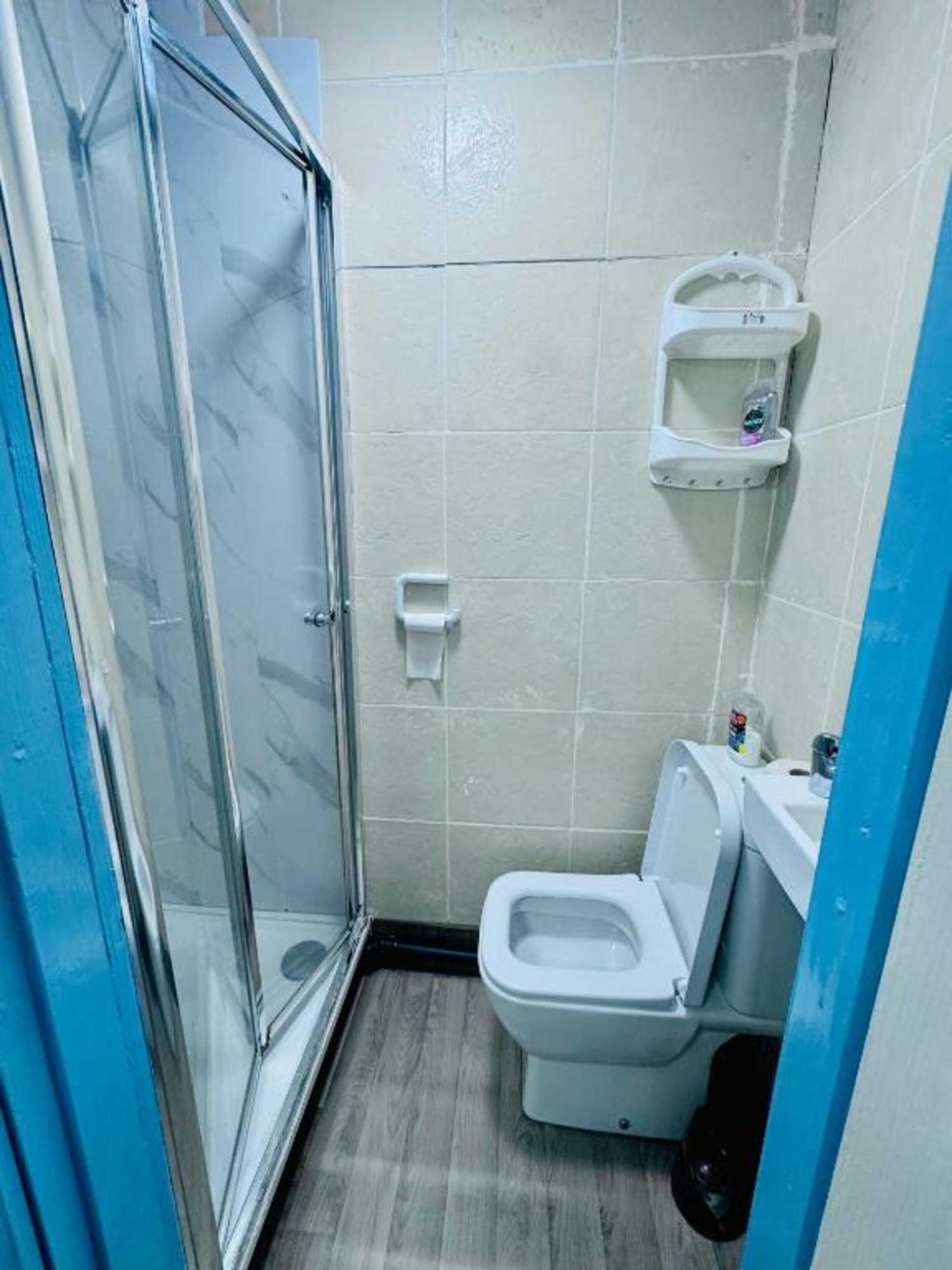 Gift card for Oyo Unique Private Rooms - Bolton Central, Free Parking