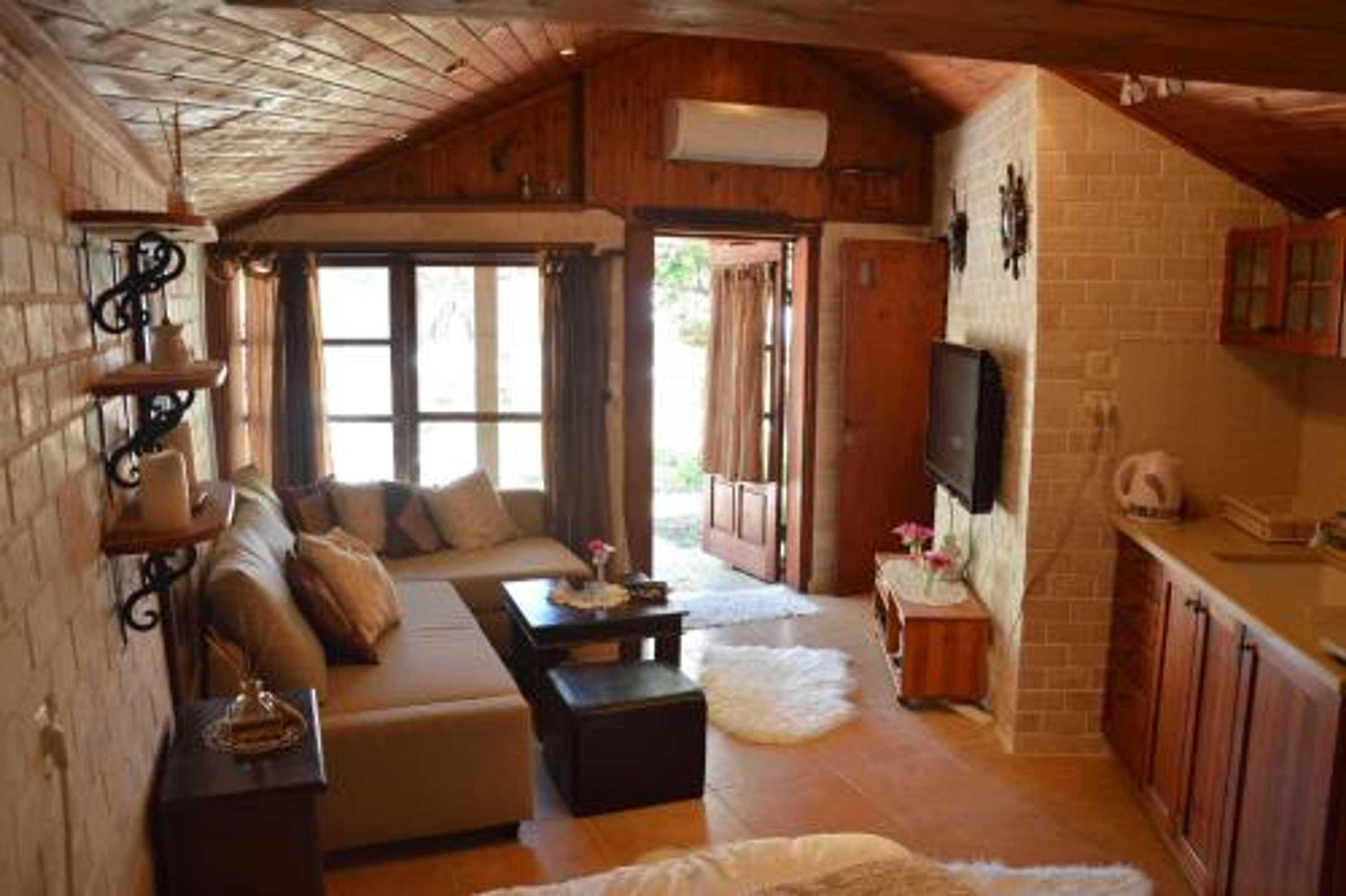 Gift card for Czarina Cabin הבקתה הקיסרית והדירה הקיסרית Czarina Apartment Gift card for Czarina Cabin הבקתה הקיסרית והדירה הקיסרית Czarina Apartment