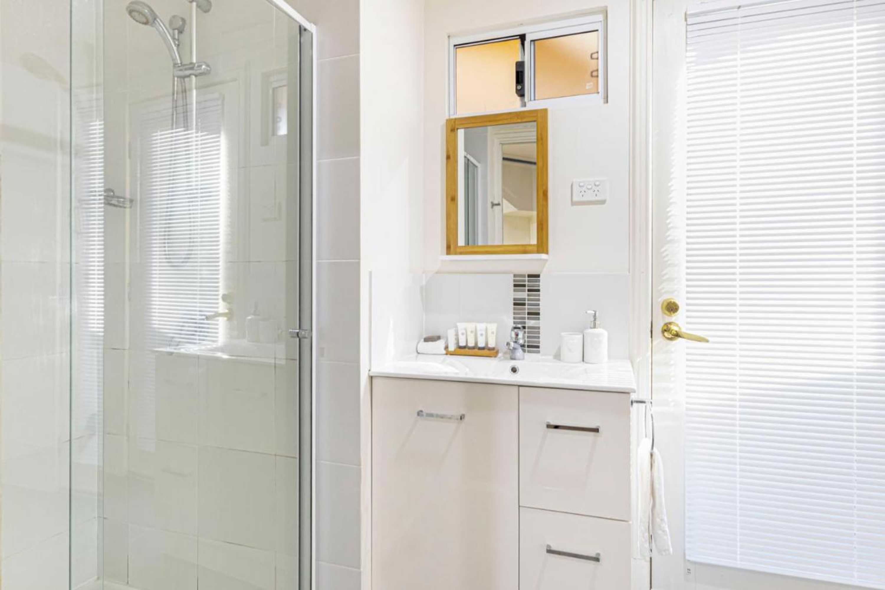 Gift card for Inn The Tuarts Guest Lodge Busselton