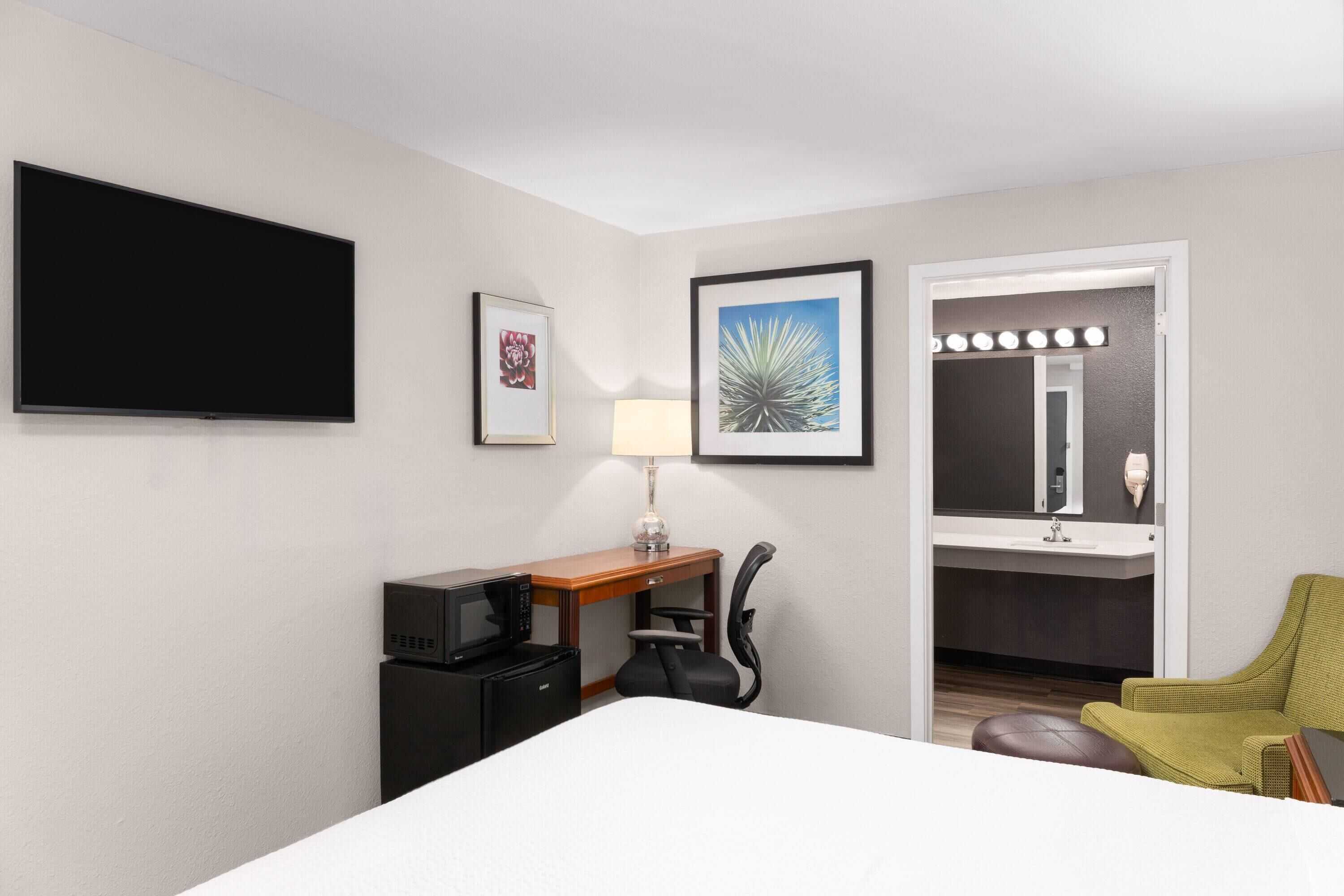 Gift card for Basecamp Puyallup a Travelodge by Wyndham