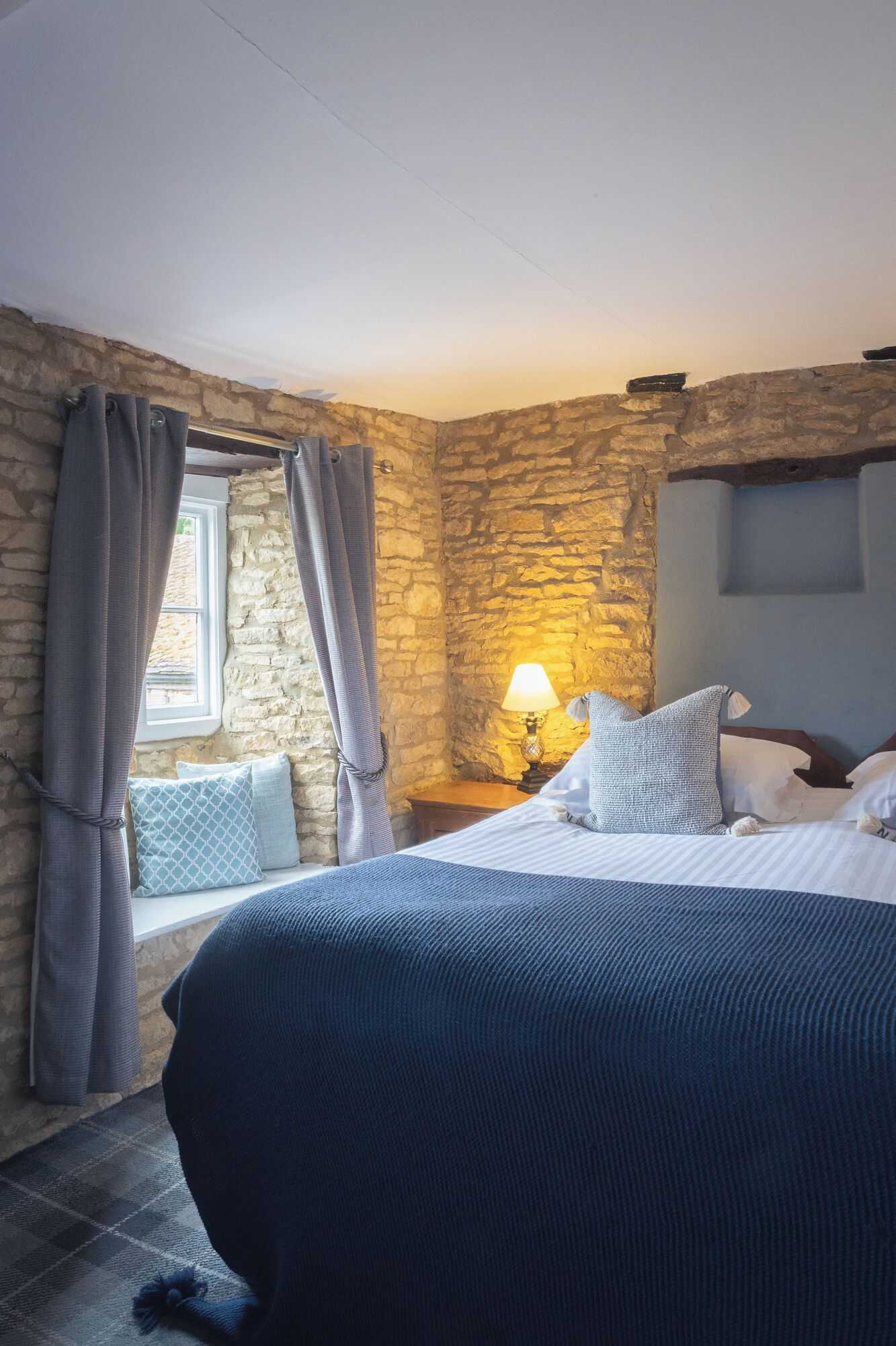 Gift card for The Lamb Inn Great Rissington Gift card for The Lamb Inn Great Rissington