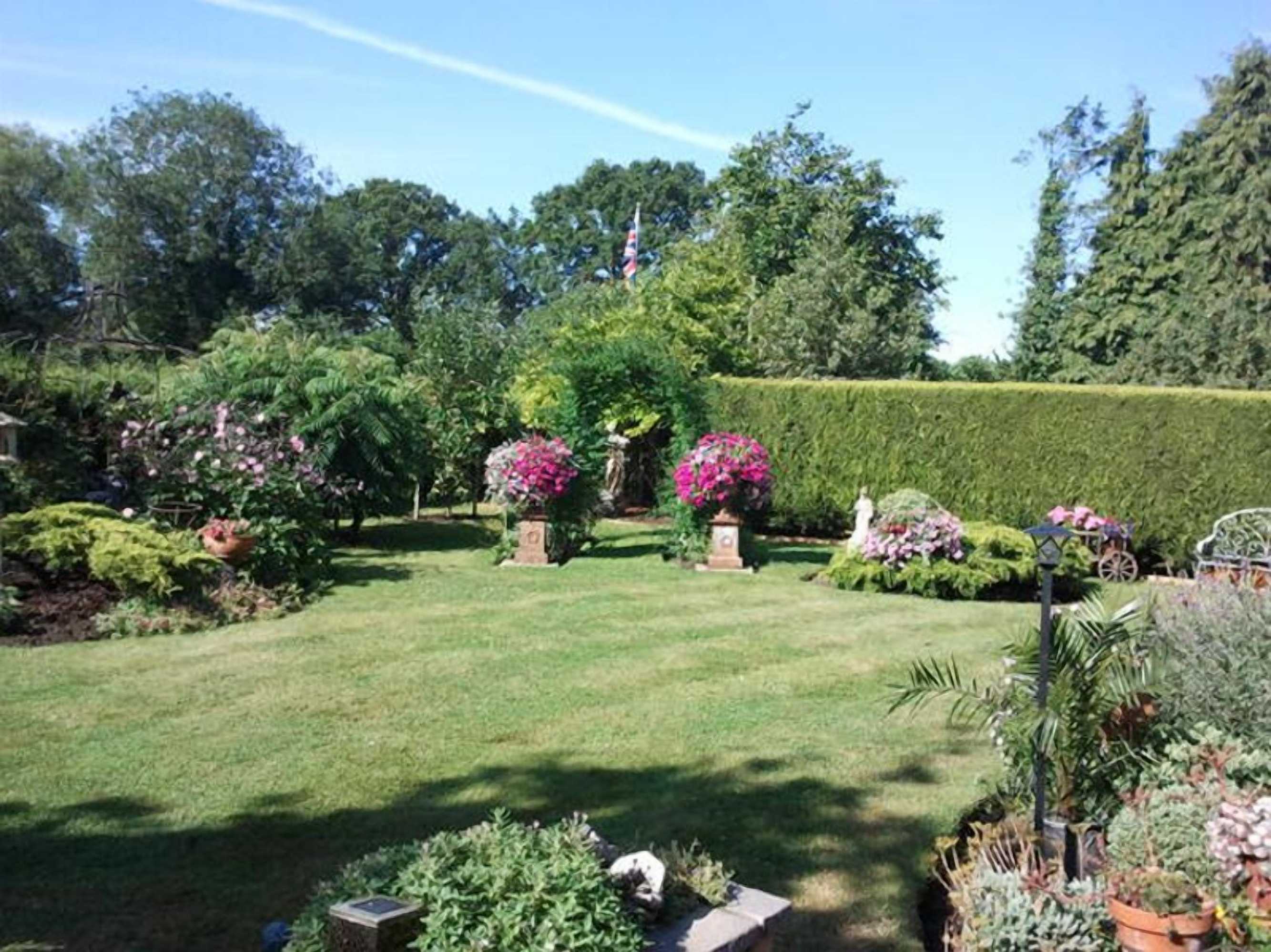 Gift card for Avon Lodge