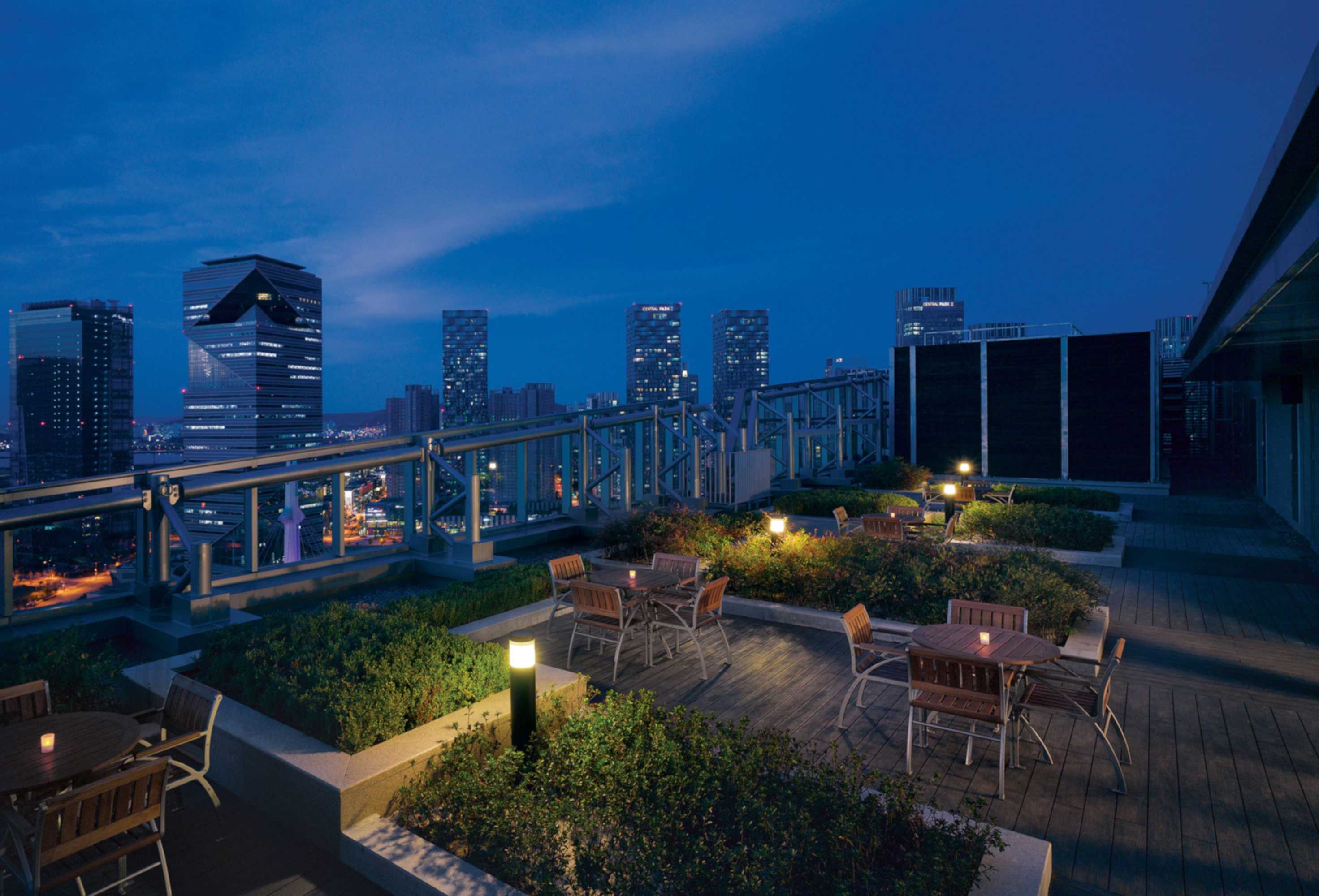 Gift card for Holiday Inn Incheon Songdo by Ihg Gift card for Holiday Inn Incheon Songdo by Ihg
