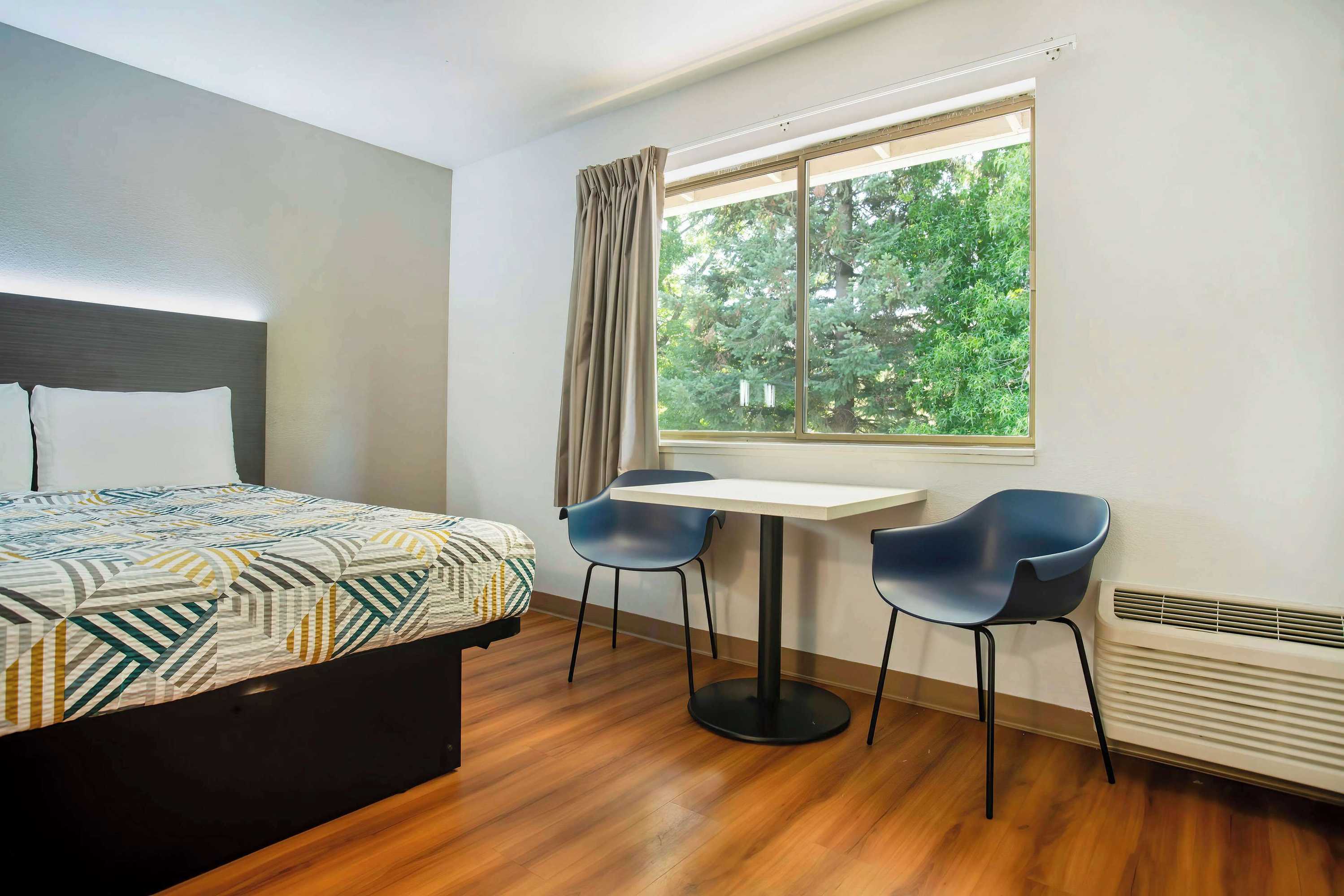 Gift card for Motel 6 Gresham, OR - Portland