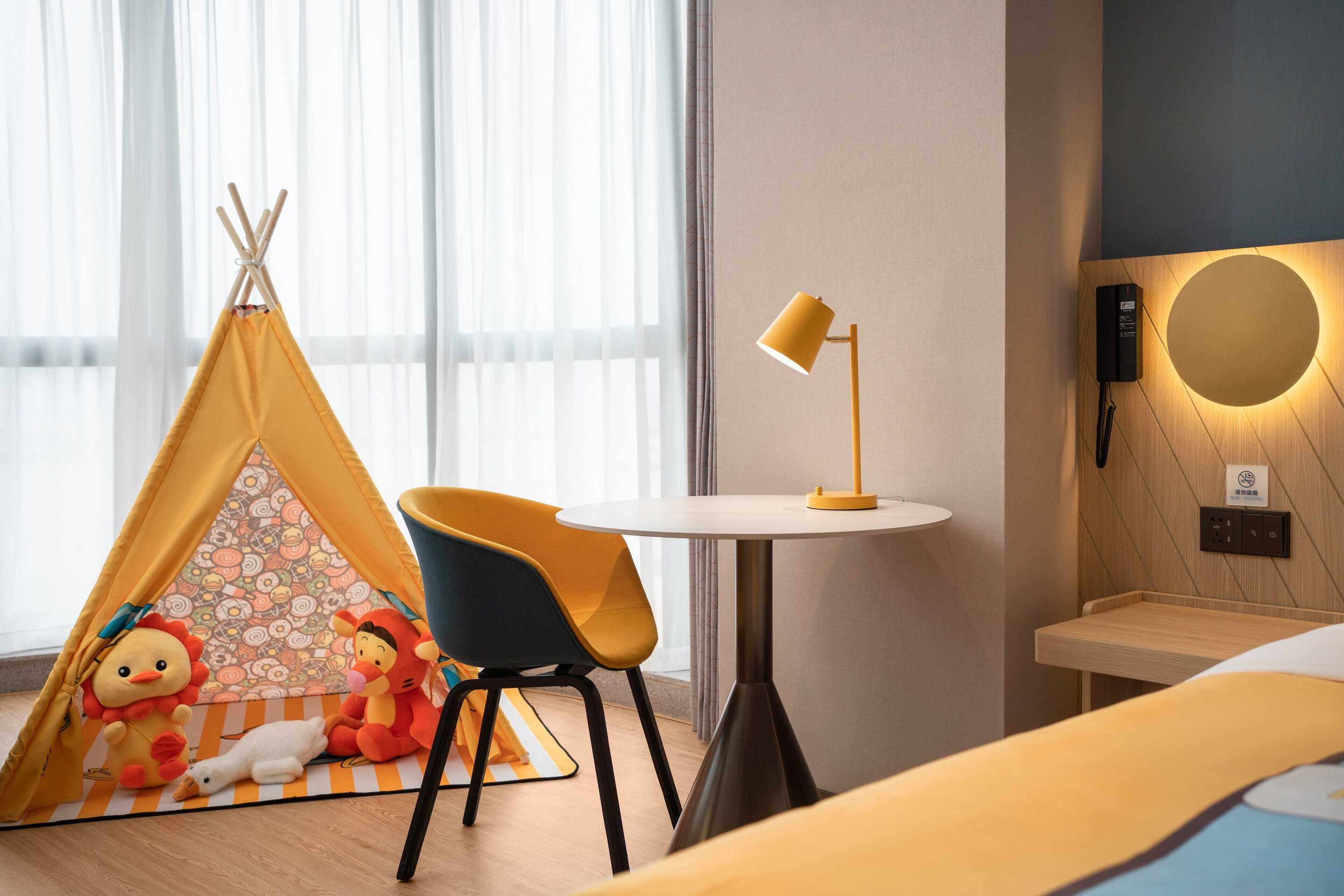 Gift card for Holiday Inn Express Jiangmen Yinhu Bay by Ihg Gift card for Holiday Inn Express Jiangmen Yinhu Bay by Ihg