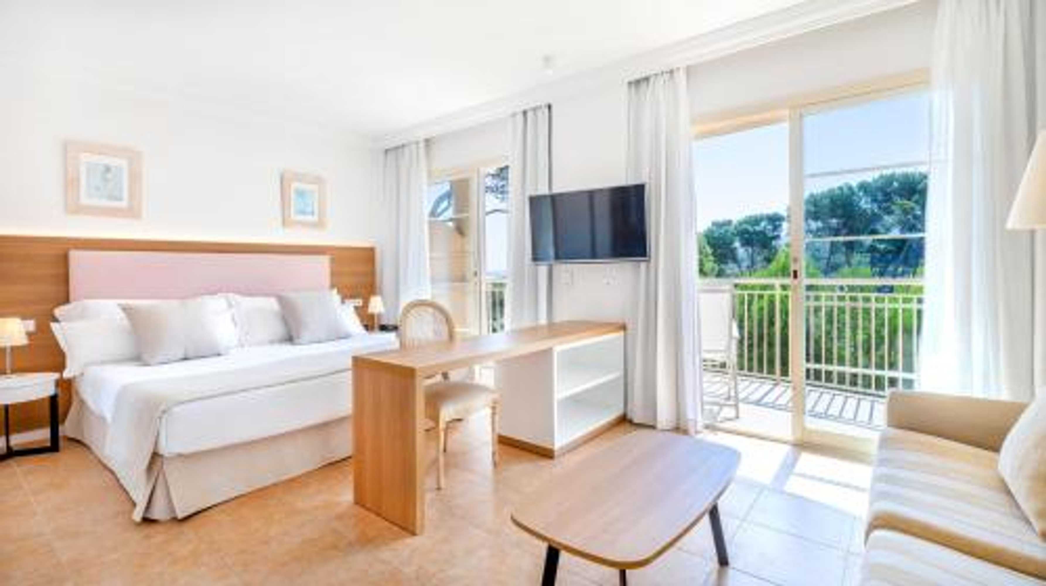 Gift card for Viva Cala Mesquida Suites & Spa Adults Only 16 Gift card for Viva Cala Mesquida Suites & Spa Adults Only 16