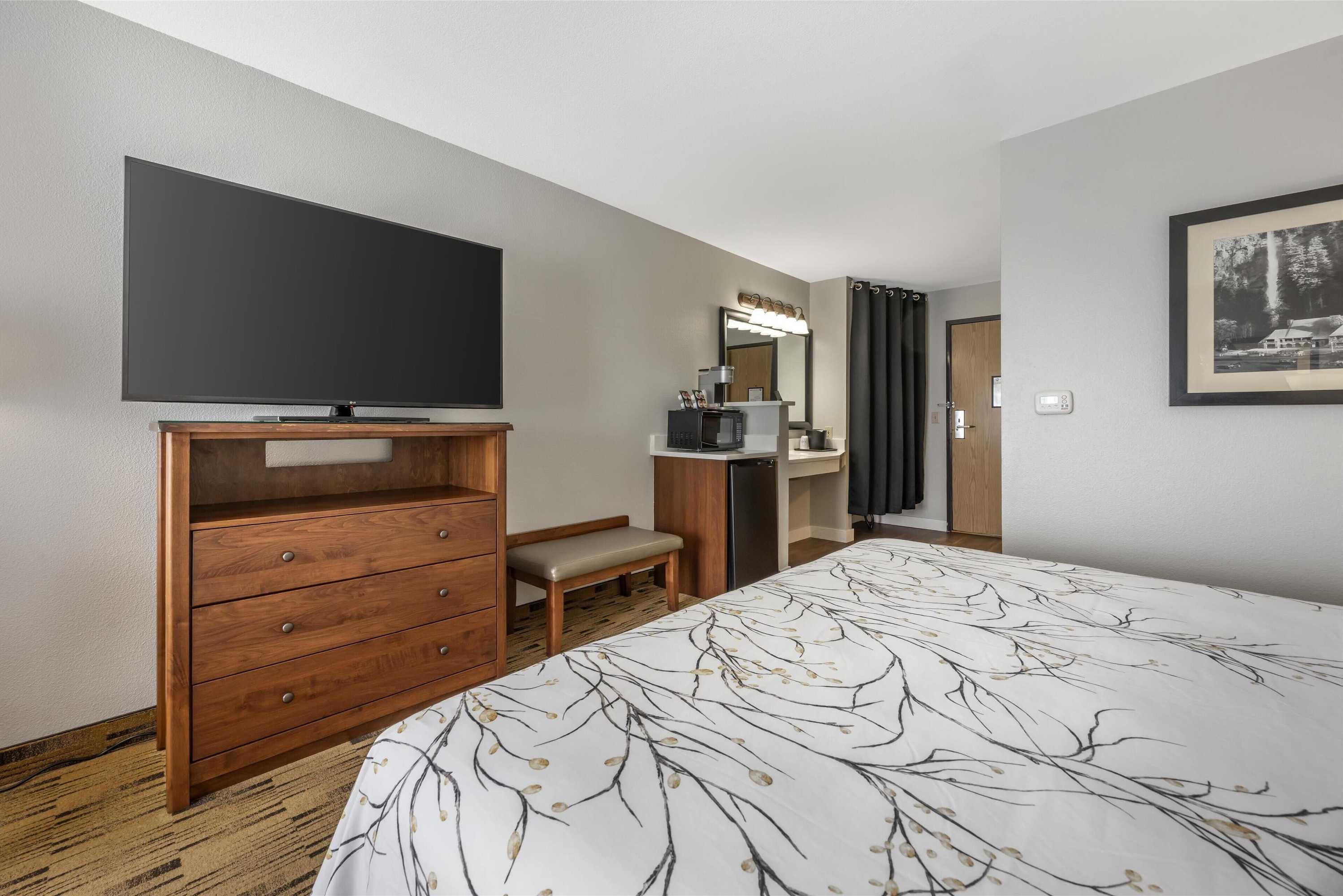 Gift card for Best Western Plus Columbia River Inn