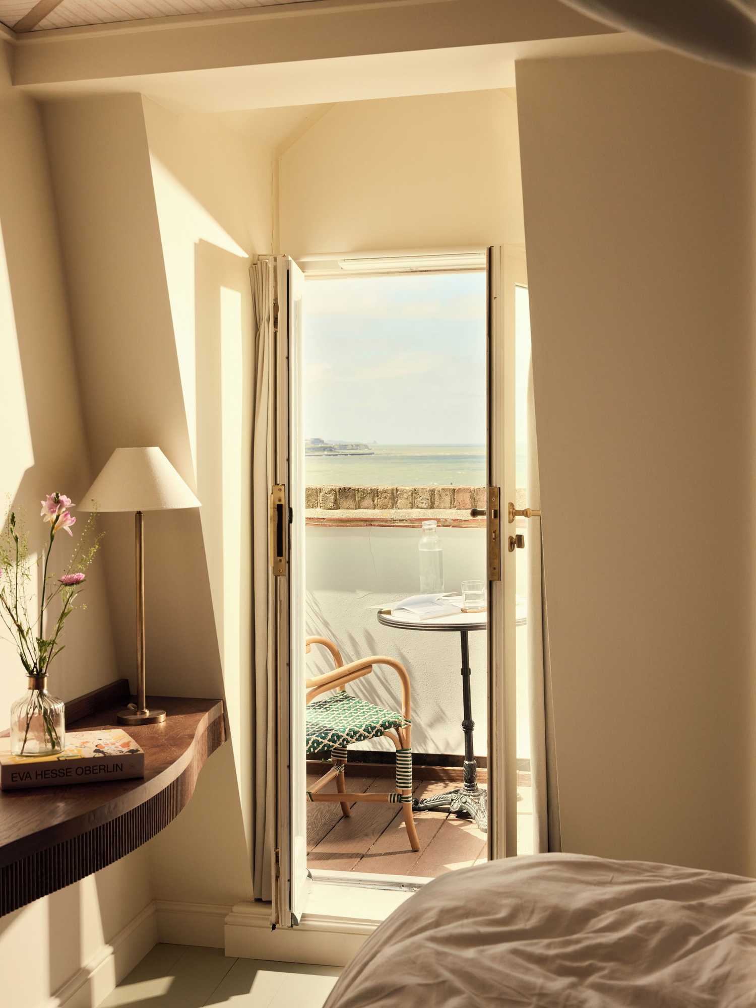 Gift card for No 42 by Guesthouse, Margate Gift card for No 42 by Guesthouse, Margate