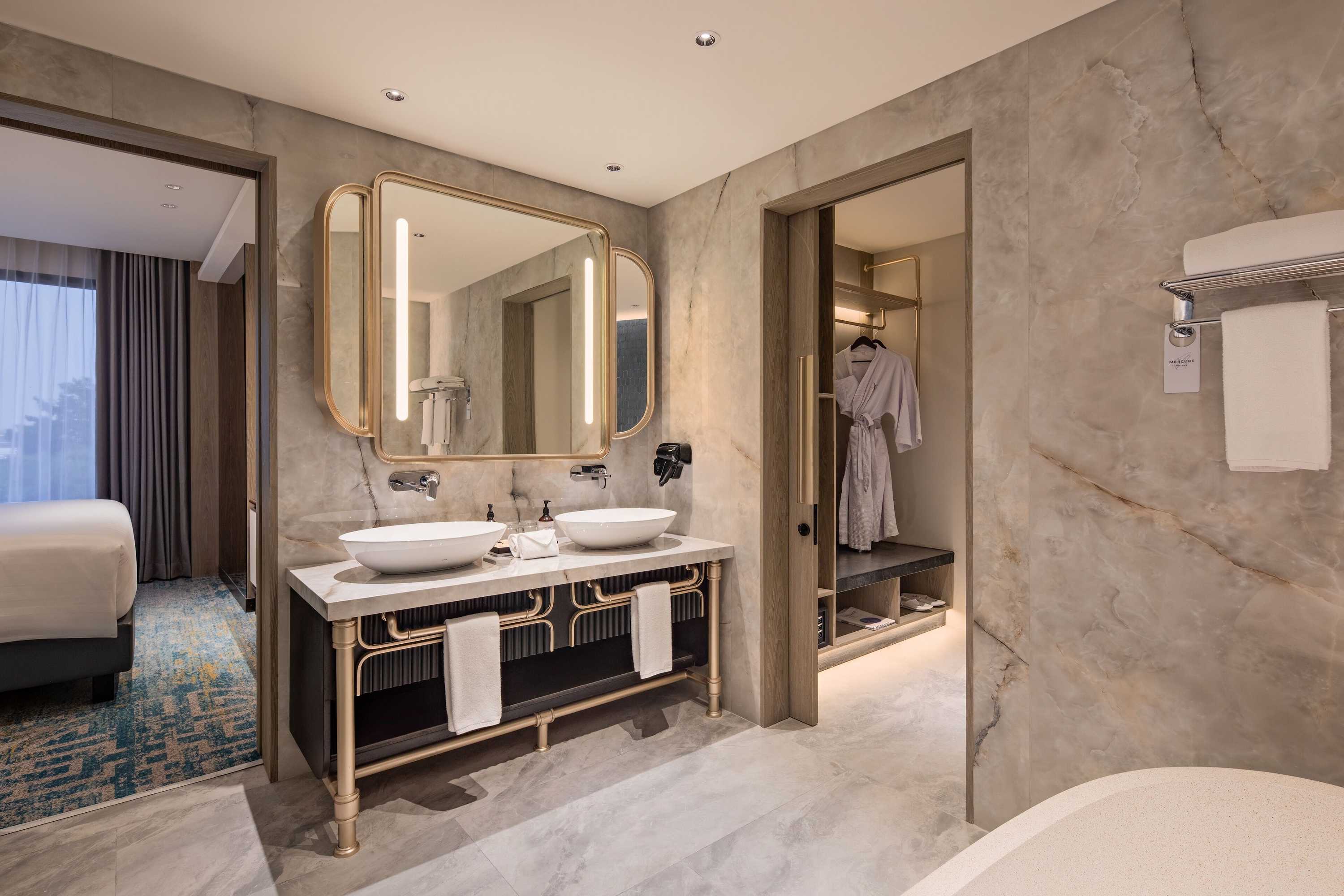 Gift card for Mercure Madiun