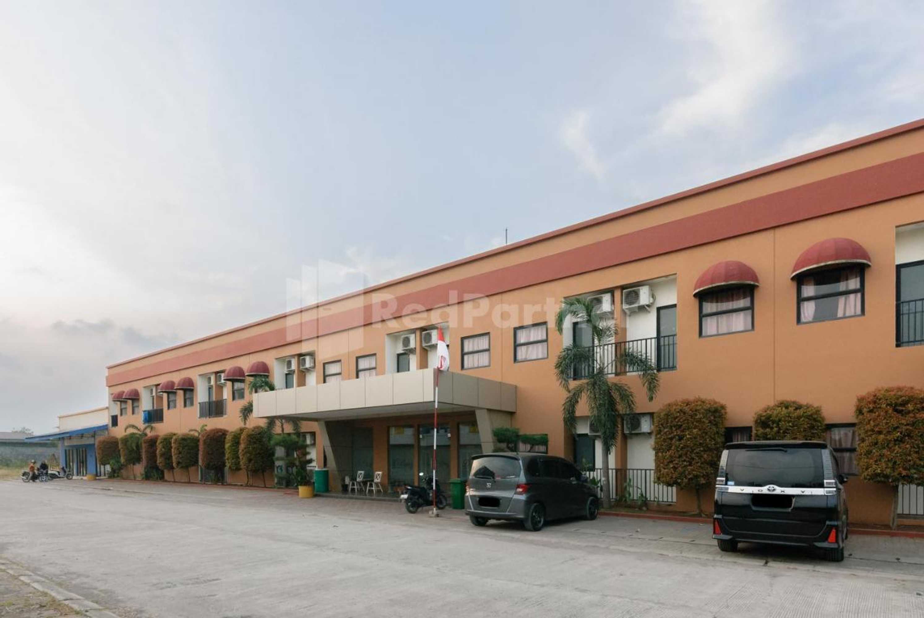 Gift card for Deluma Hotel Syariah Redpartner