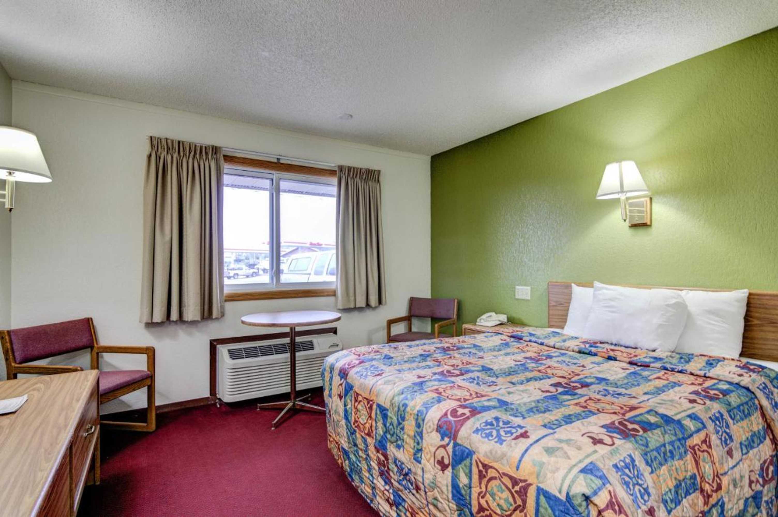 Gift card for Bloomer Inn & Suites