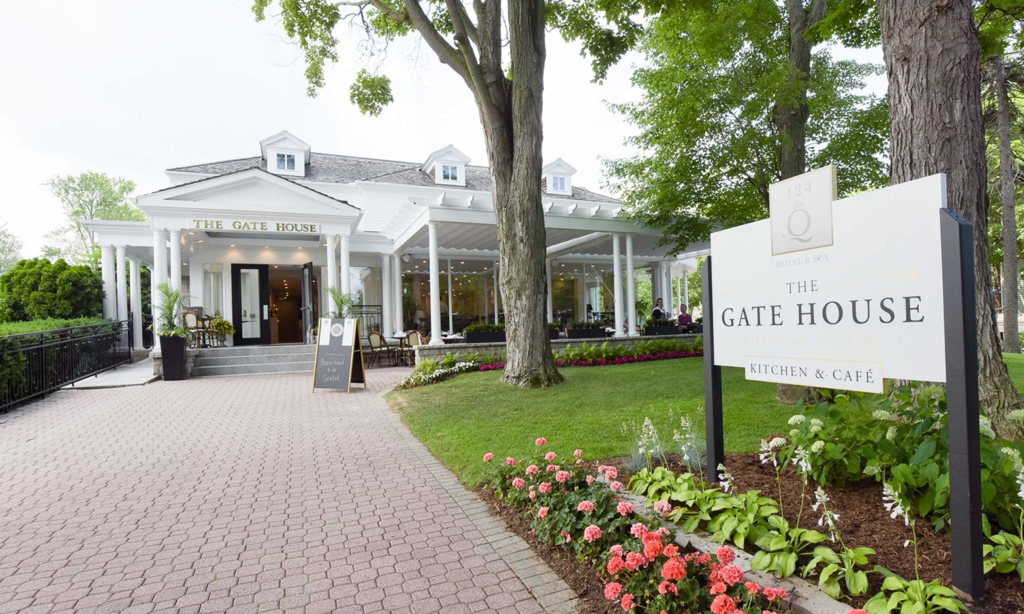 Gift card for 124 on Queen Hotel & Spa Gift card for 124 on Queen Hotel & Spa