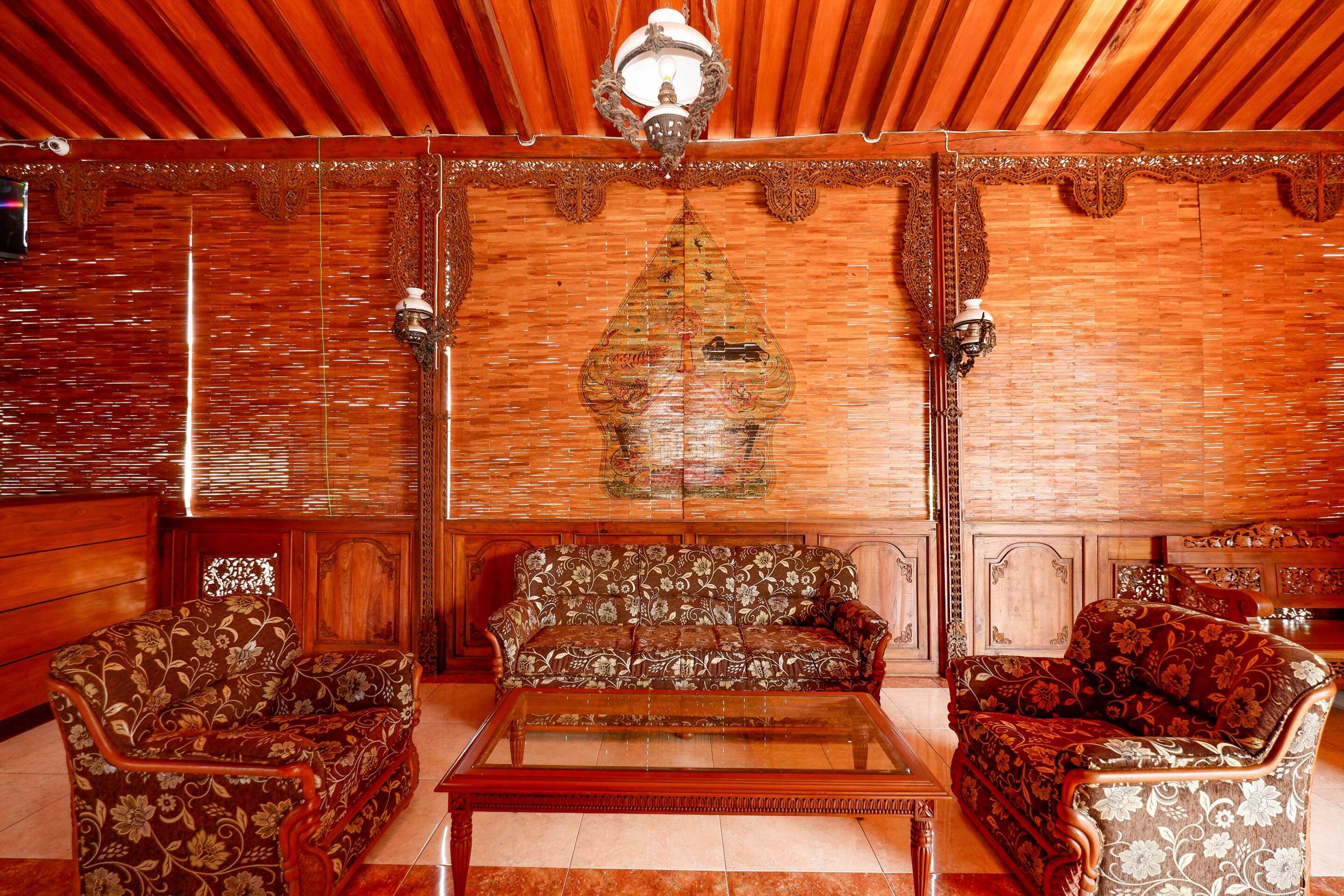 Gift card for Oyo 2327 Pagsis Village