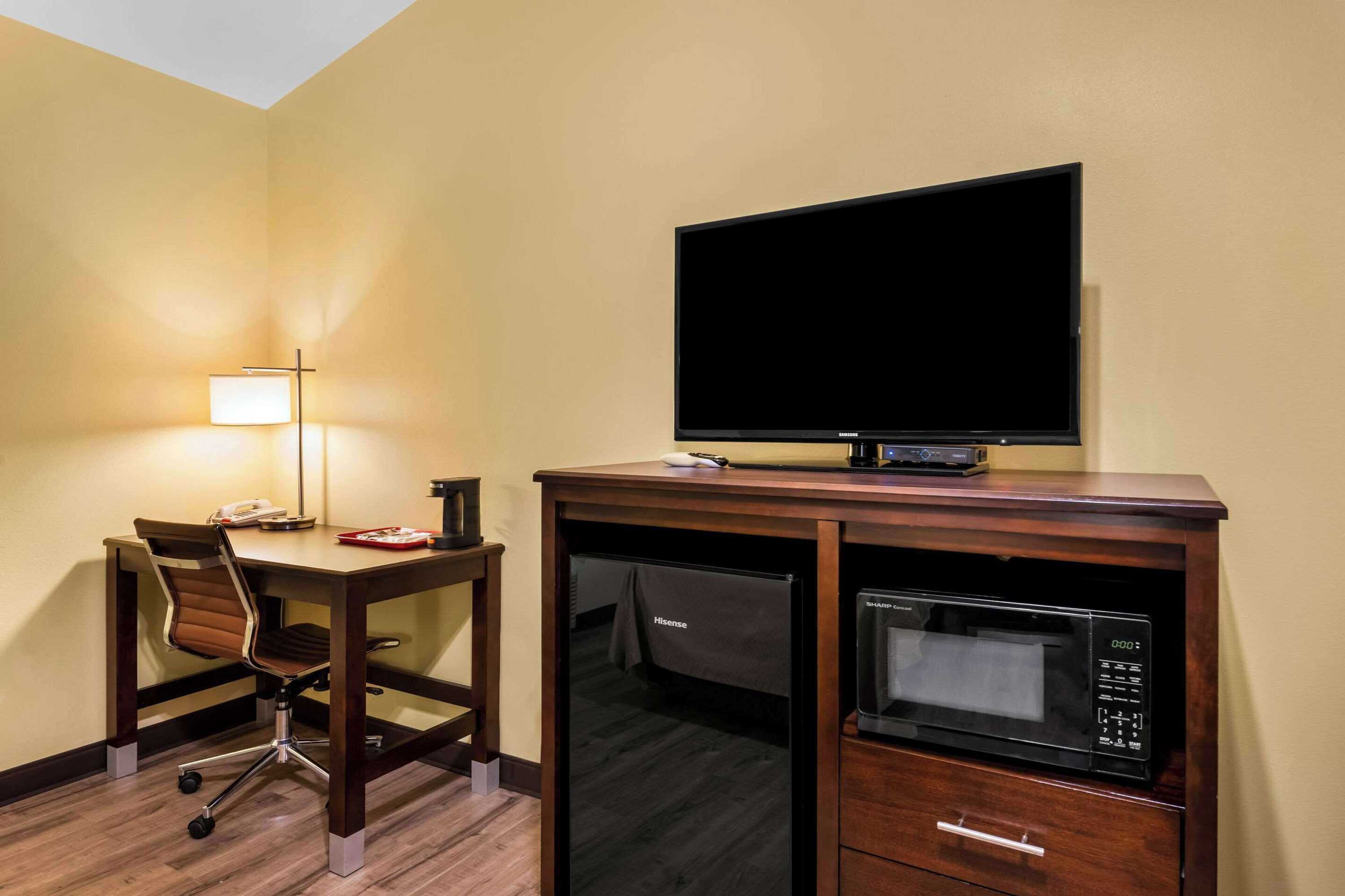 Gift card for Econo Lodge Inn & Suites Gift card for Econo Lodge Inn & Suites
