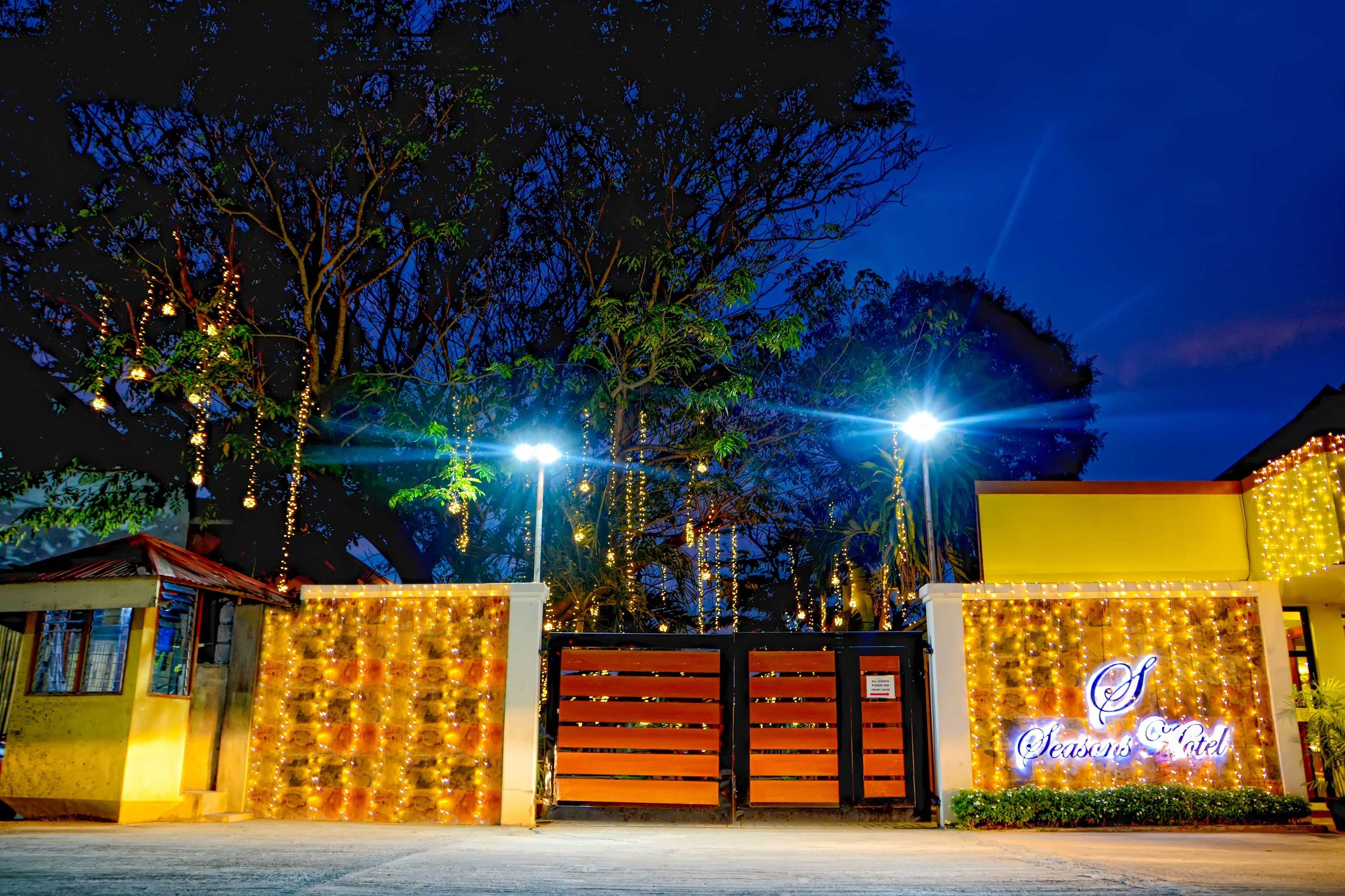 Gift card for Seasons Hotel And Convention Center