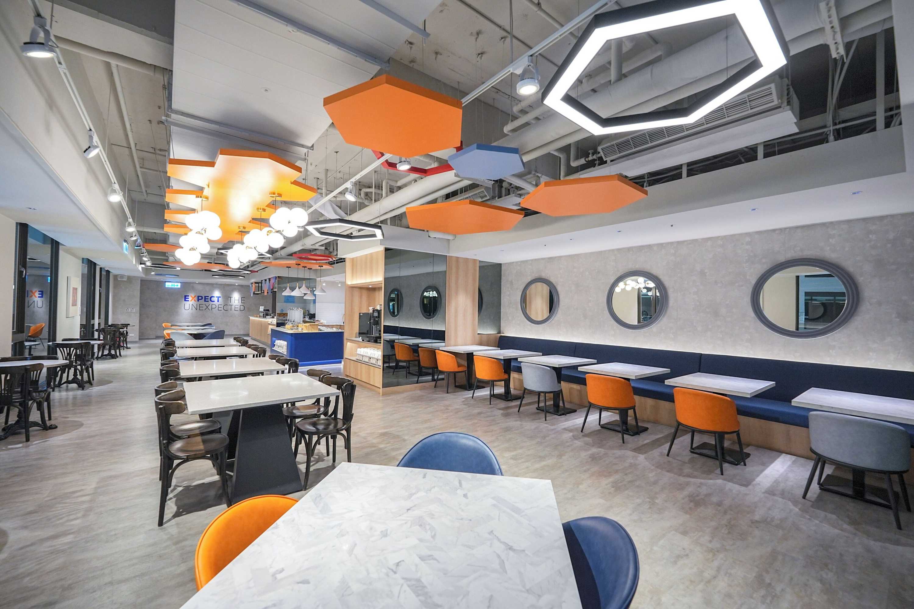 Gift card for Holiday Inn Express Taichung Park by Ihg Gift card for Holiday Inn Express Taichung Park by Ihg