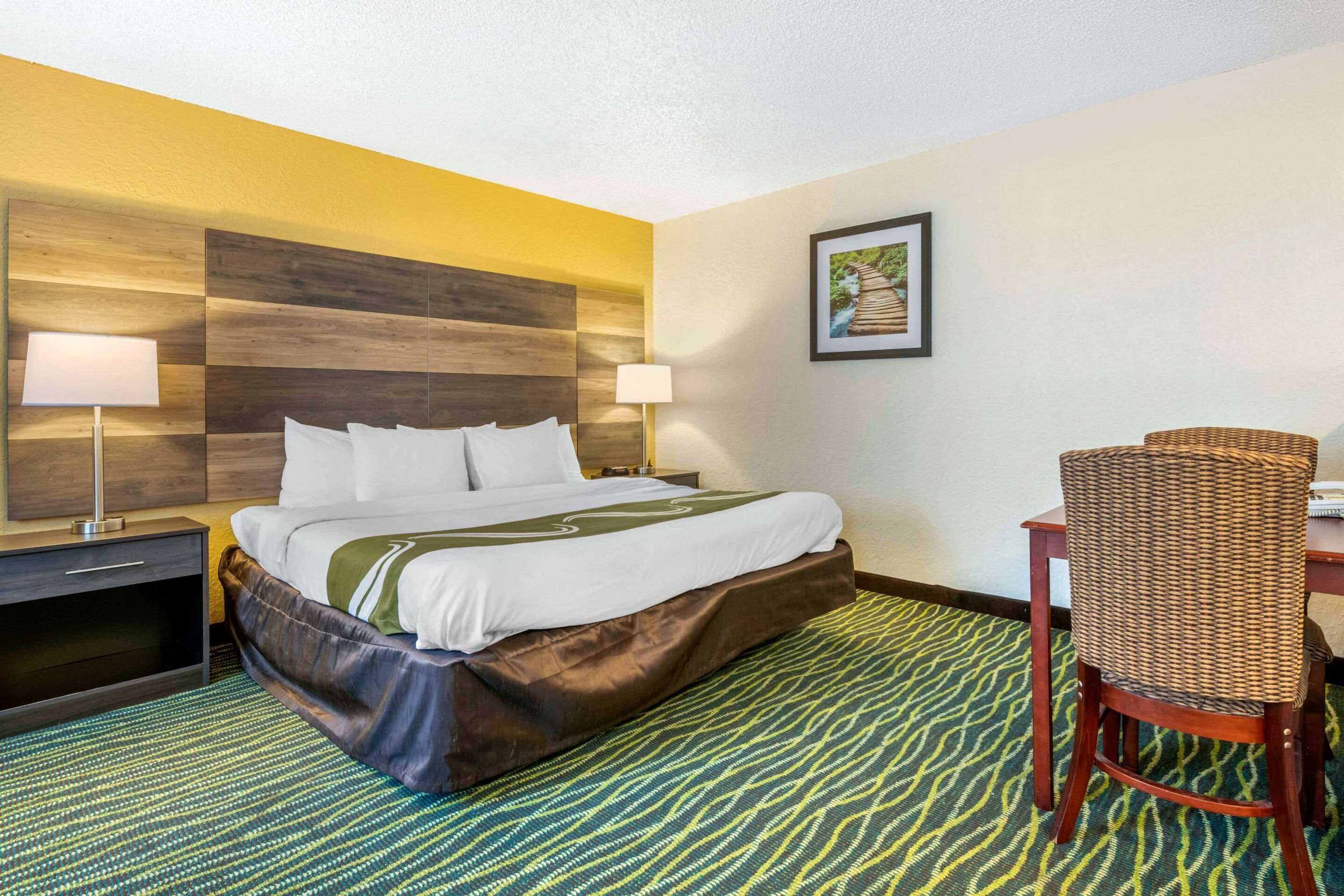 Gift card for Quality Inn & Suites Leesburg Chain of Lakes Gift card for Quality Inn & Suites Leesburg Chain of Lakes