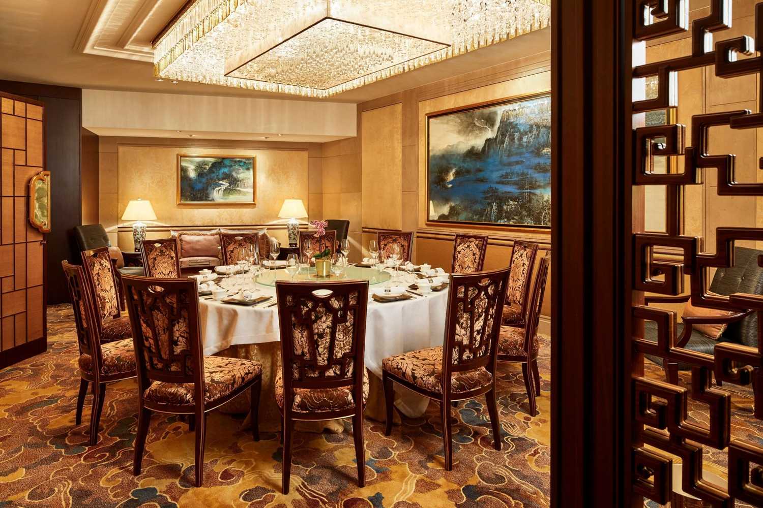 Gift card for Shangri-La Paris