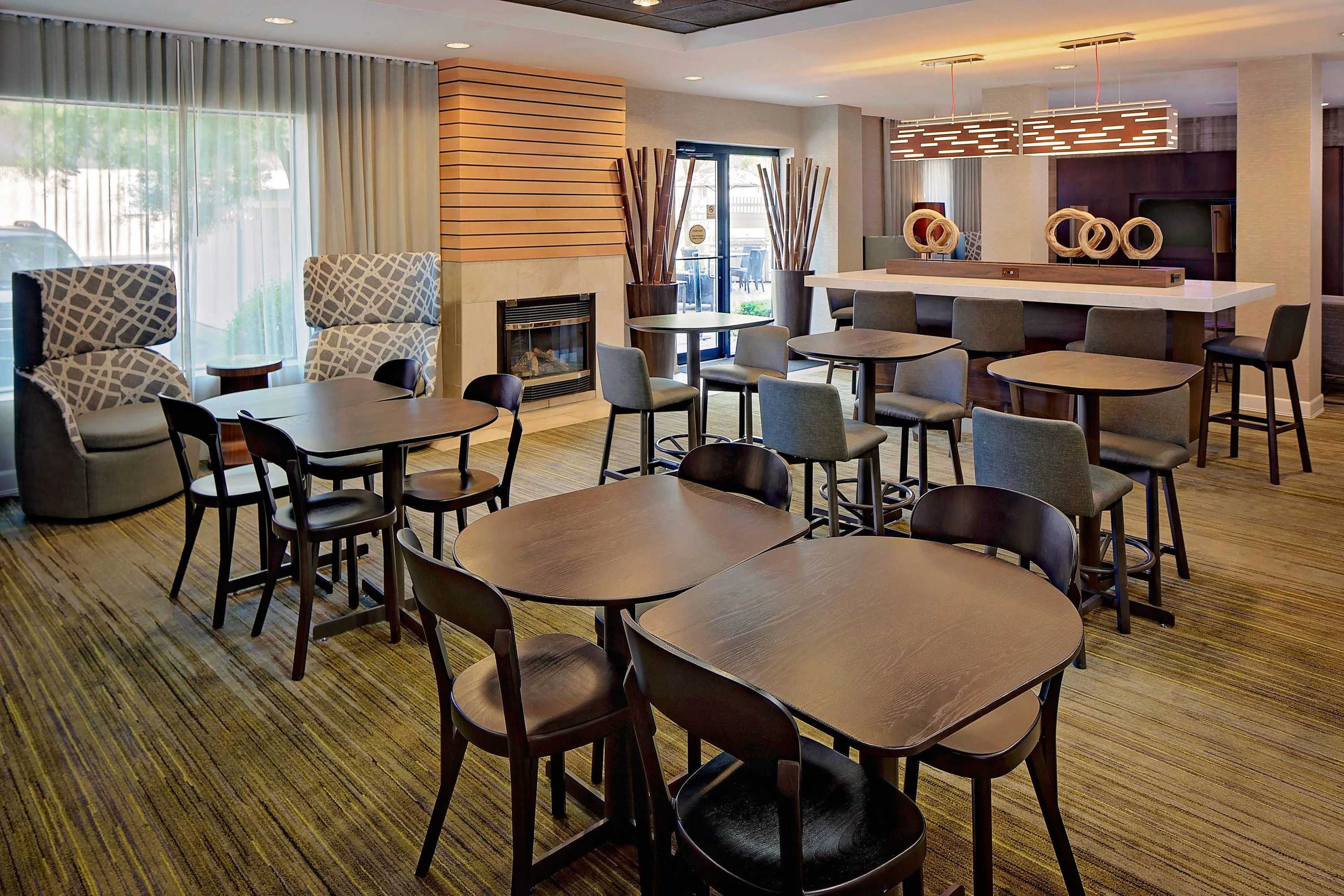 Gift card for Courtyard by Marriott Long Island Macarthur Airport Gift card for Courtyard by Marriott Long Island Macarthur Airport