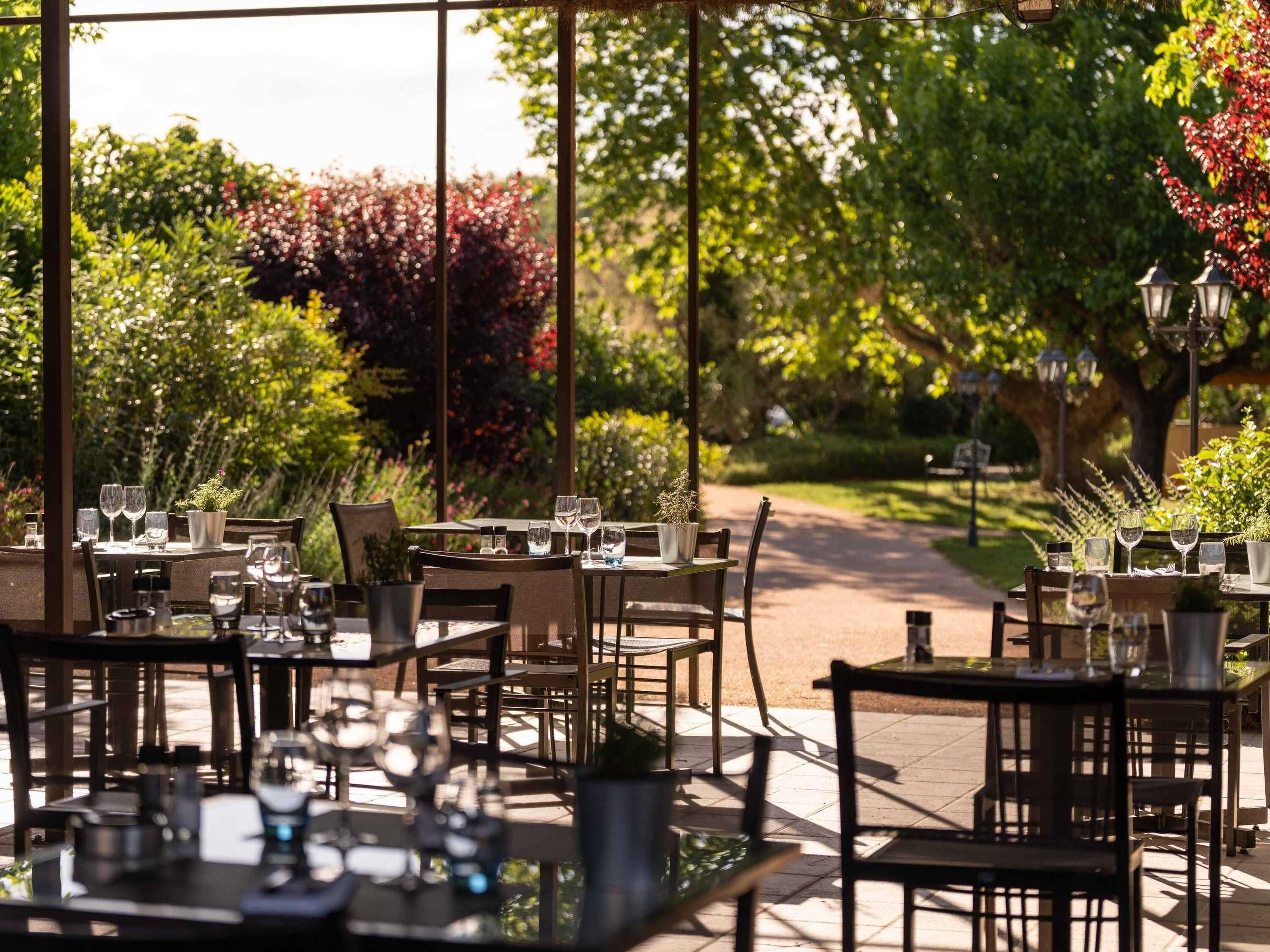 Gift card for Hotel Mercure Aix en Provence Sainte Victoire Gift card for Hotel Mercure Aix en Provence Sainte Victoire