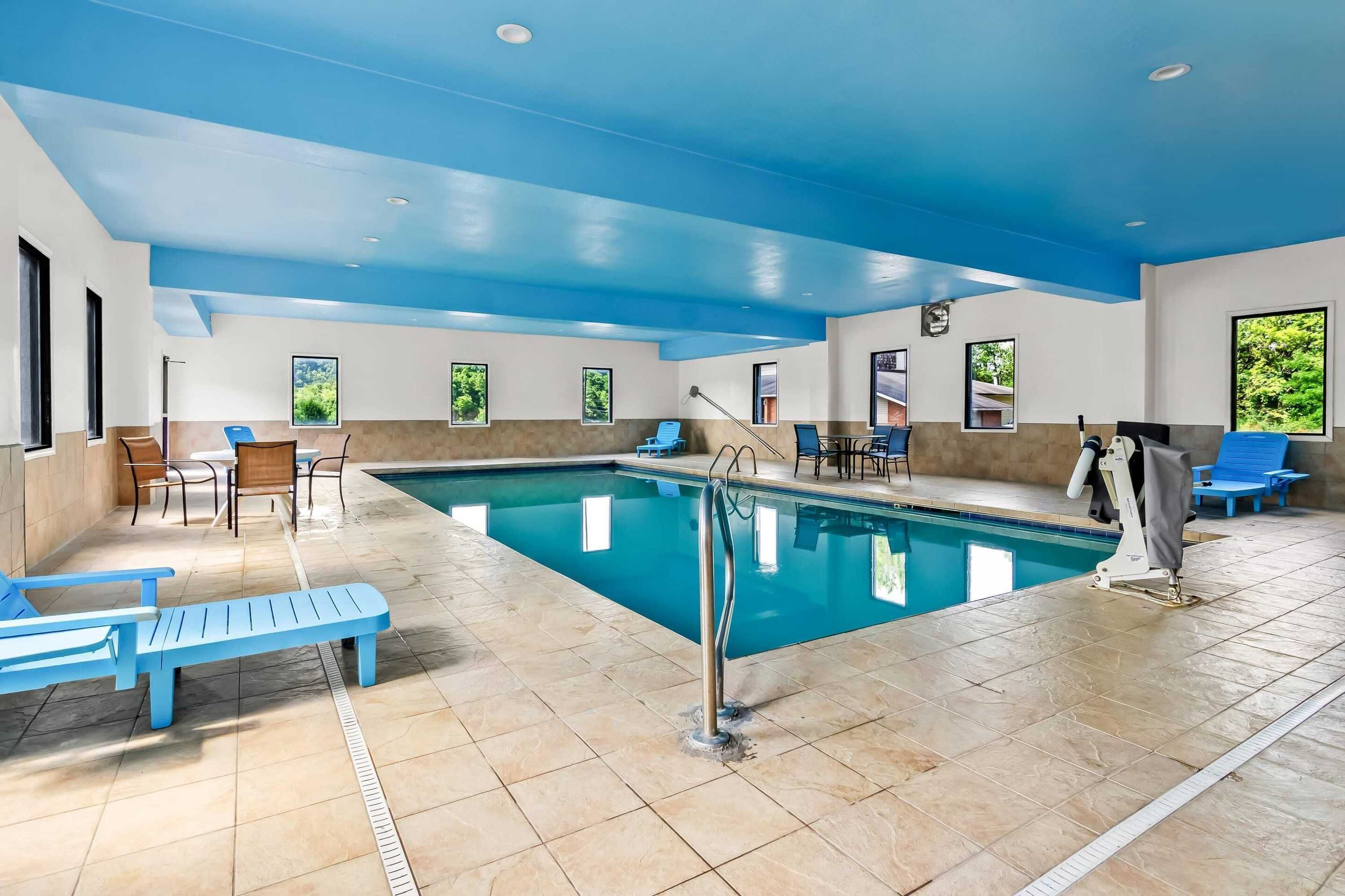 Gift card for Econo Lodge Mt Hope - Beckley North