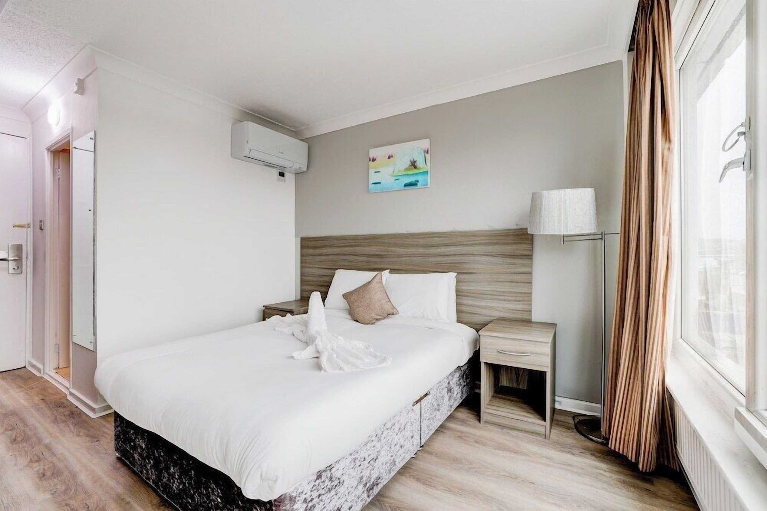 Gift card for Oyo The Chiltern Hotel