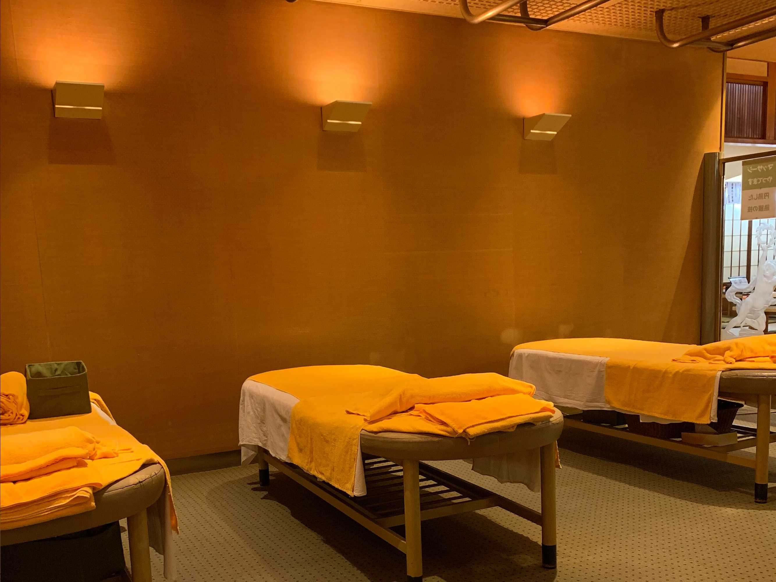 Gift card for Funabashi Grand Sauna And Capsule Hotel - Caters to Men Gift card for Funabashi Grand Sauna And Capsule Hotel - Caters to Men