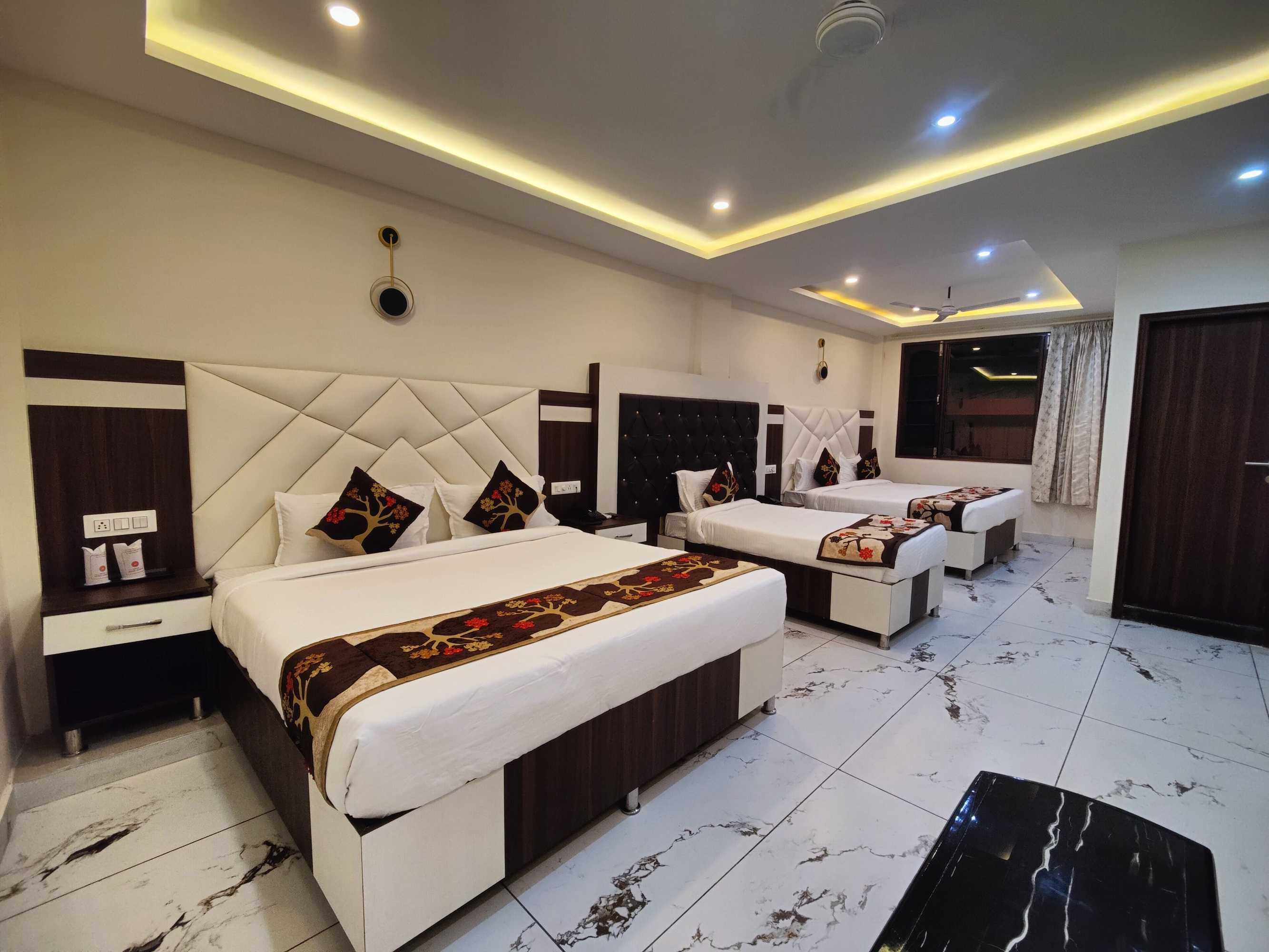 Gift card for Hotel Mandi Heights - Bar, Fine Dining & Banquet Hall Gift card for Hotel Mandi Heights - Bar, Fine Dining & Banquet Hall