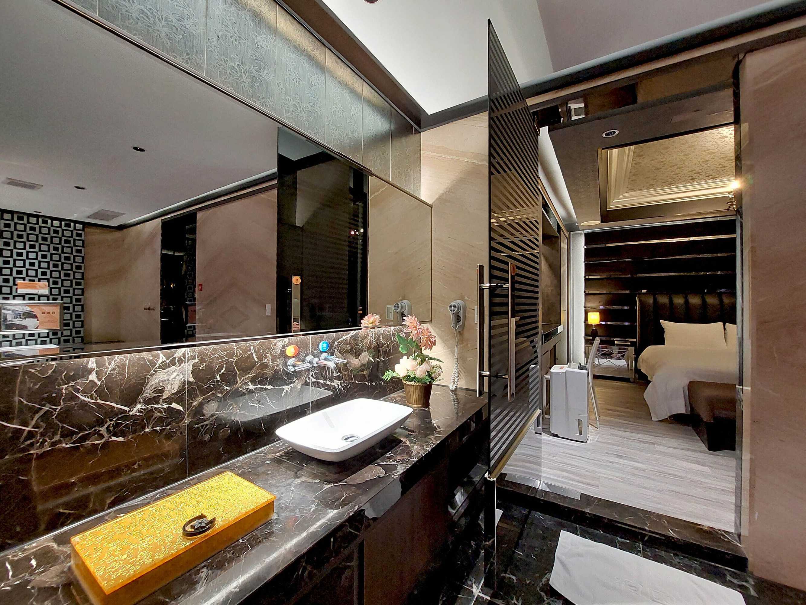 Gift card for Elysees Motel