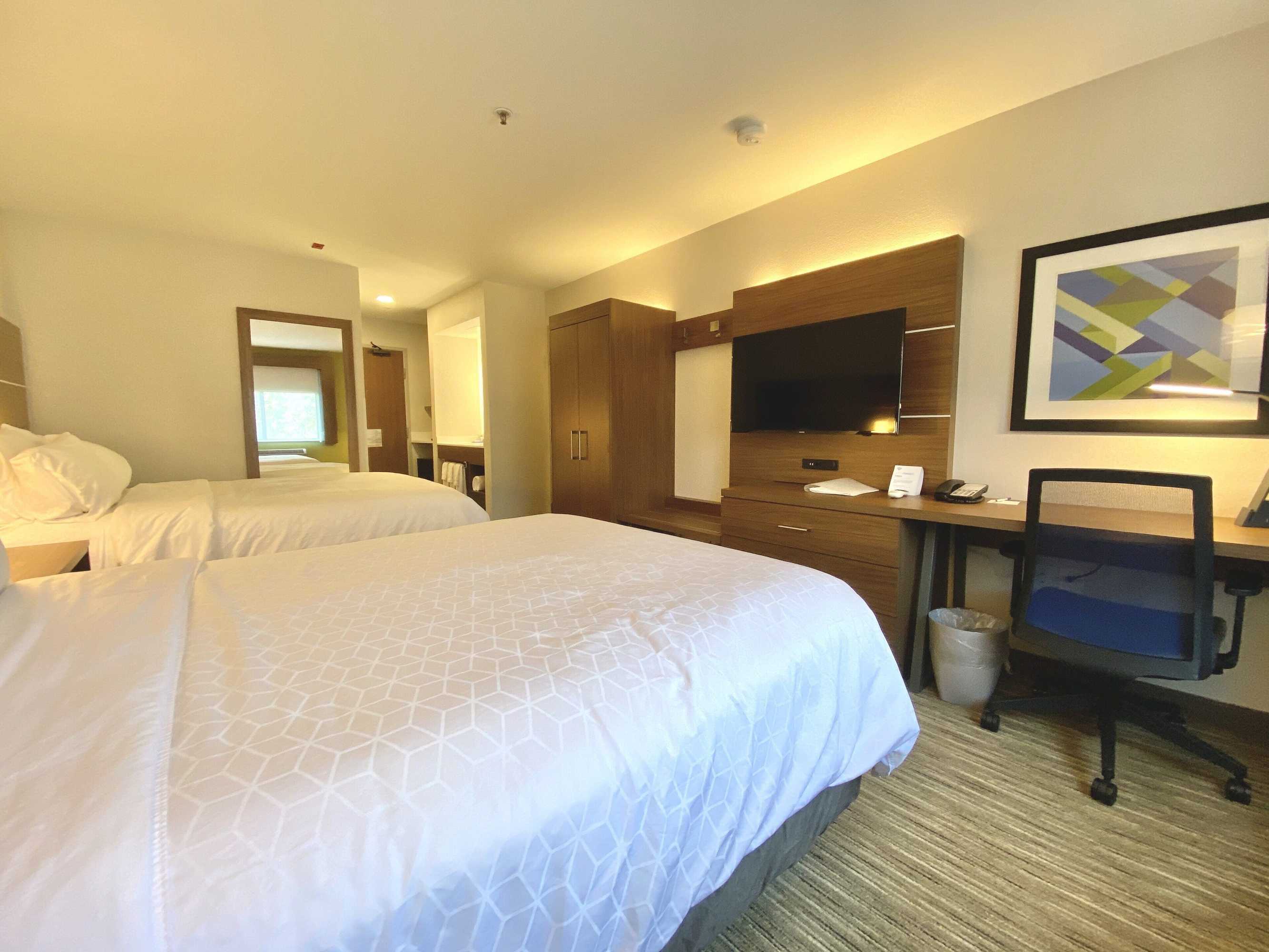 Gift card for Holiday Inn Express Hotel & Suites Park City by Ihg Gift card for Holiday Inn Express Hotel & Suites Park City by Ihg