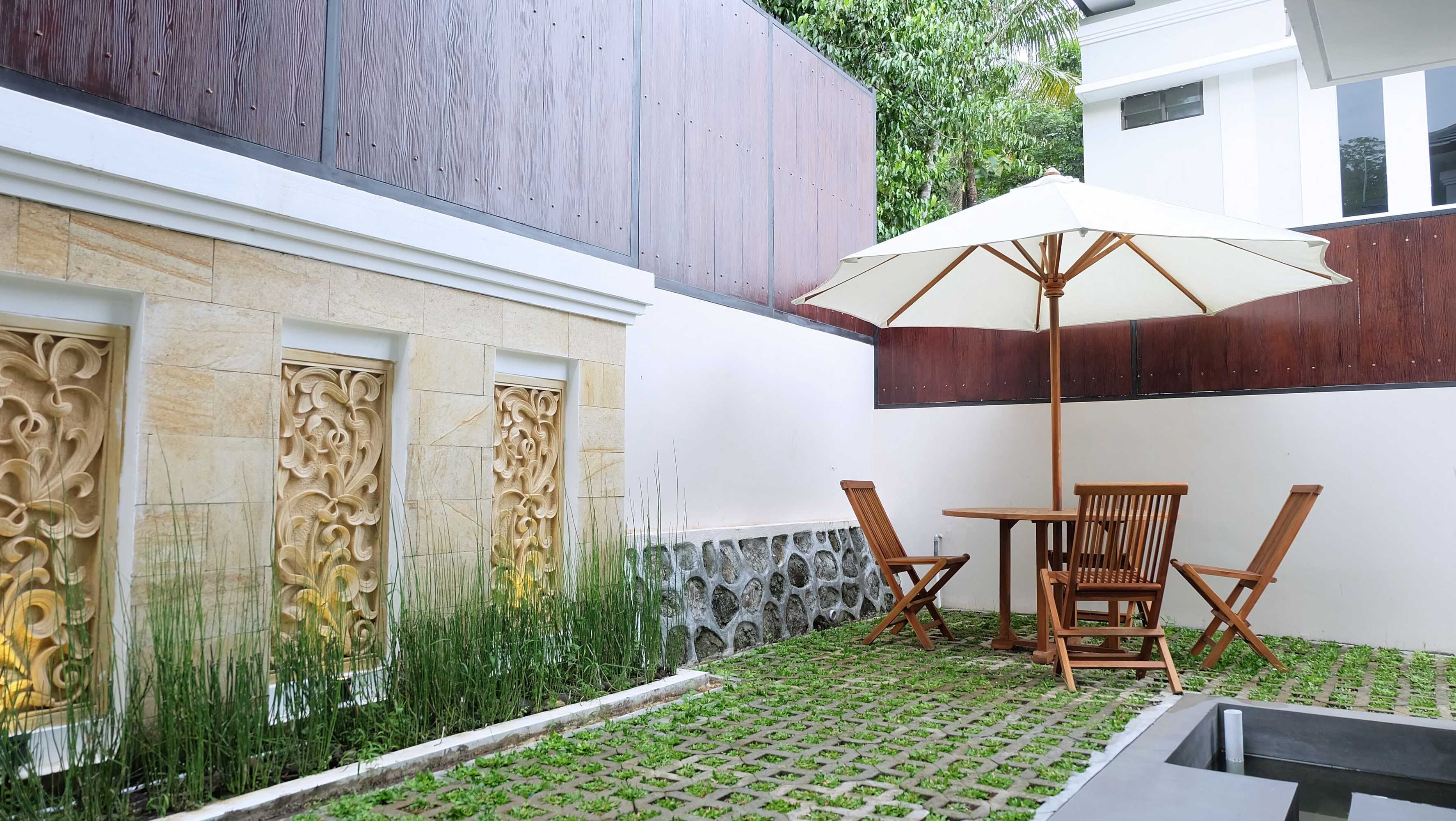 Gift card for Villa Jogja Grand Bale With Private Pool by Simply Homy Gift card for Villa Jogja Grand Bale With Private Pool by Simply Homy
