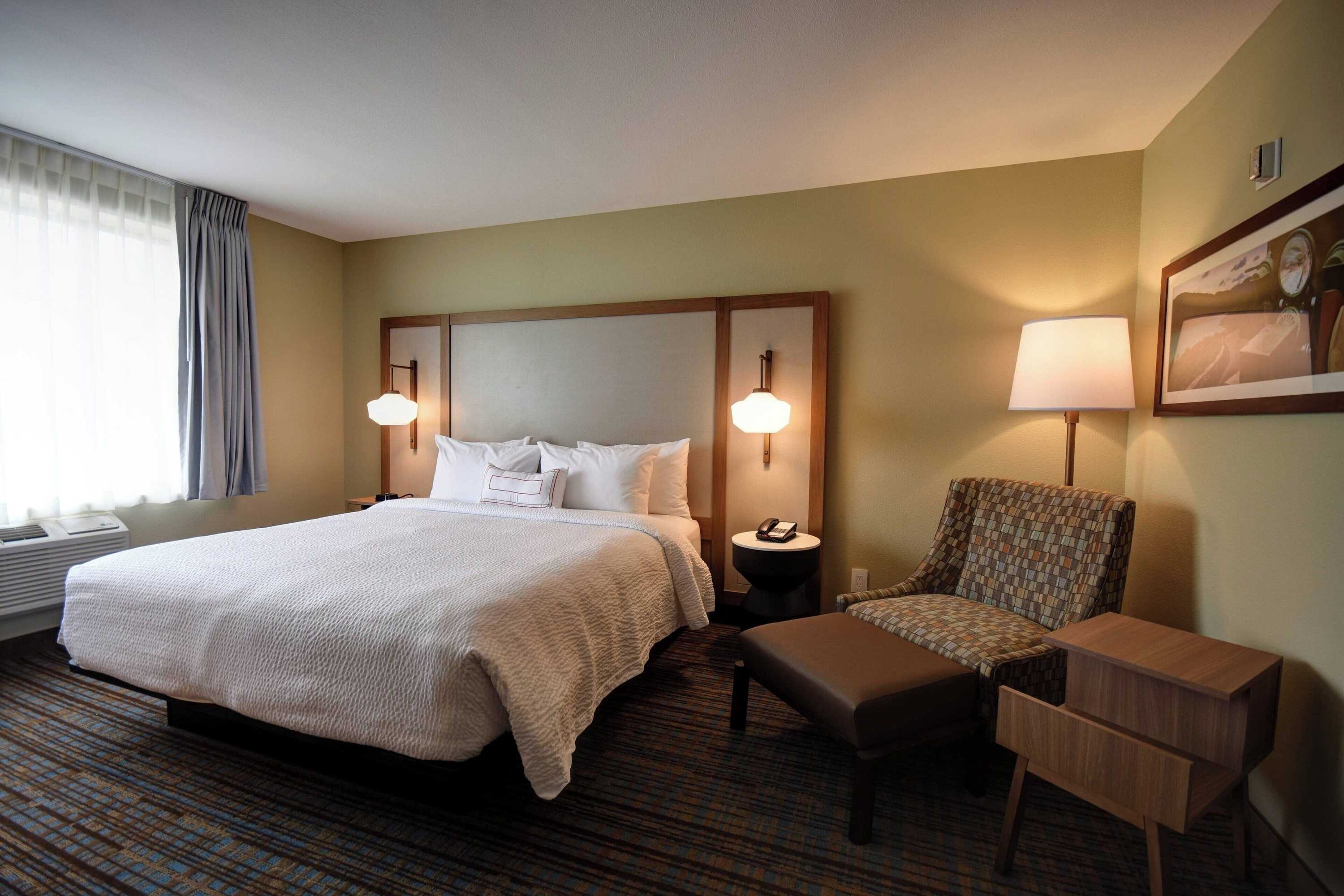 Gift card for Fairfield Inn & Suites by Marriott Milwaukee North Gift card for Fairfield Inn & Suites by Marriott Milwaukee North