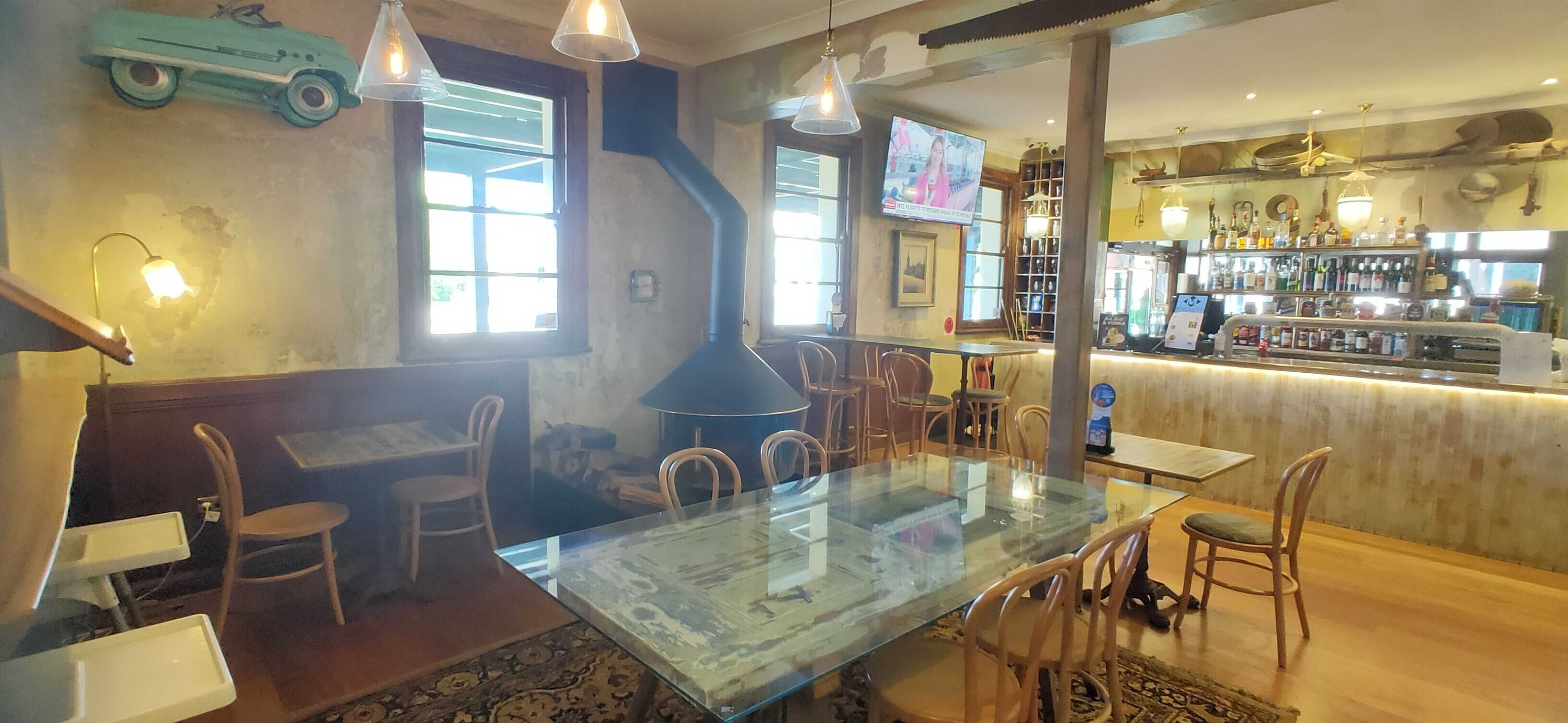 Gift card for Metropolitan Hotel Orange Gift card for Metropolitan Hotel Orange