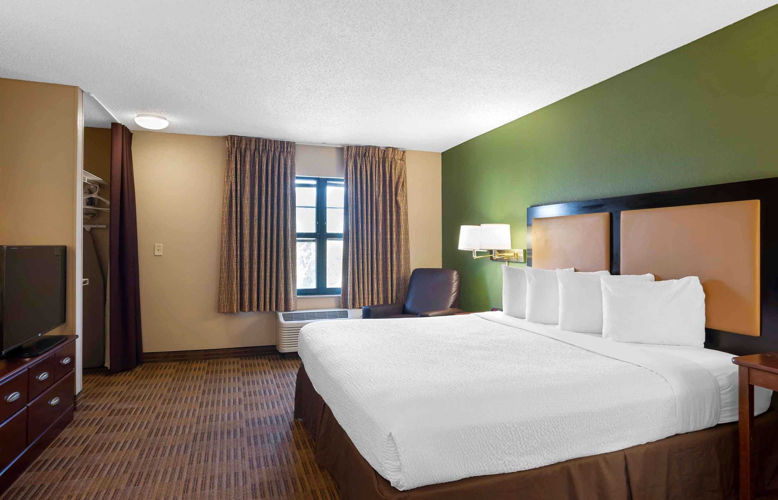 Gift card for Extended Stay America Select Suites Chicago Naperville West