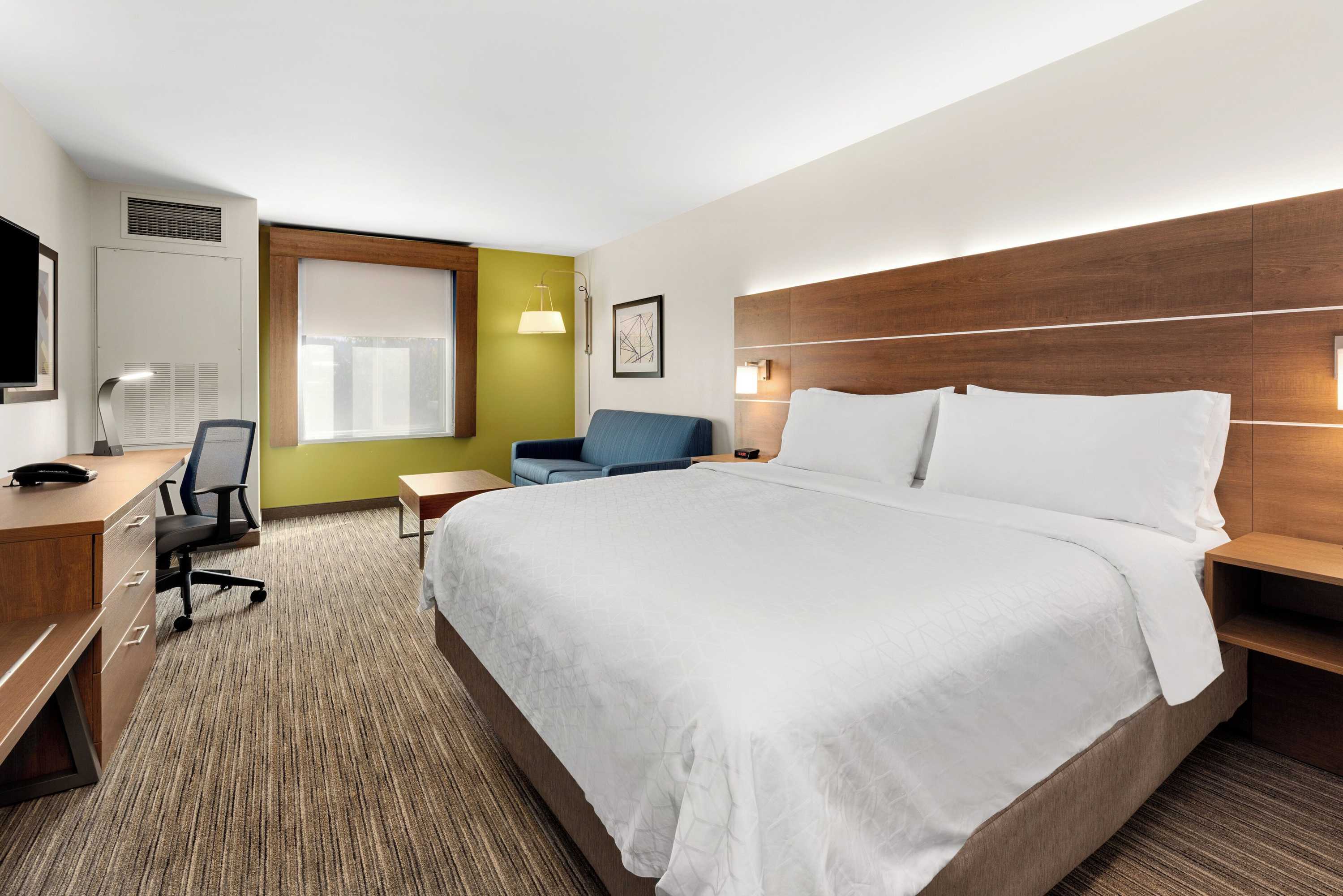 Gift card for Holiday Inn Express Suites Sumner by Ihg Gift card for Holiday Inn Express Suites Sumner by Ihg
