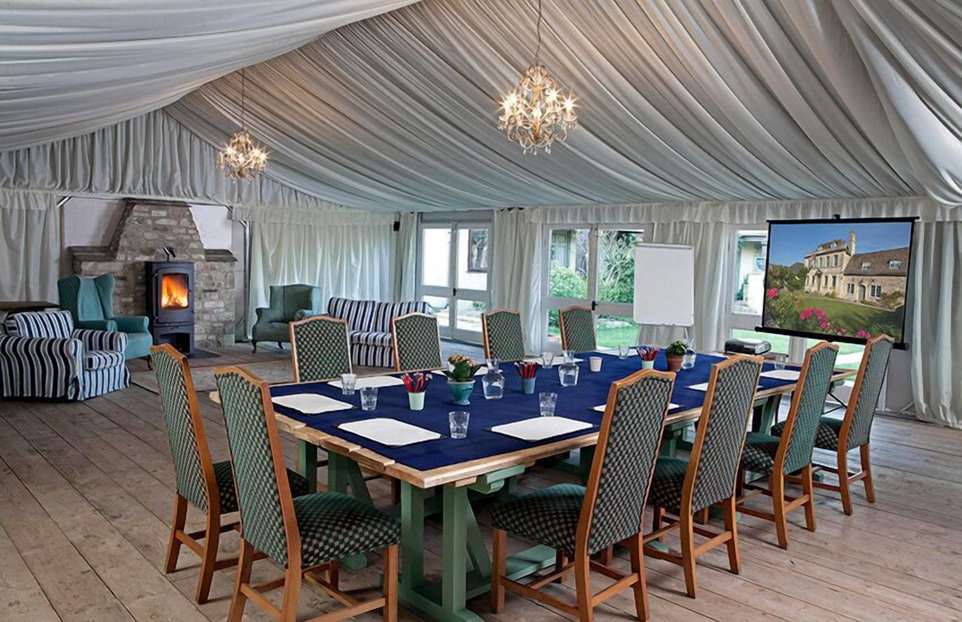 Gift card for The Moonraker Hotel Gift card for The Moonraker Hotel