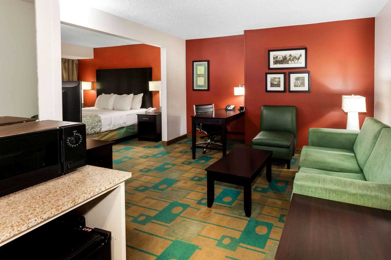 Gift card for La Quinta Inn & Suites by Wyndham Milwaukee Bayshore Area