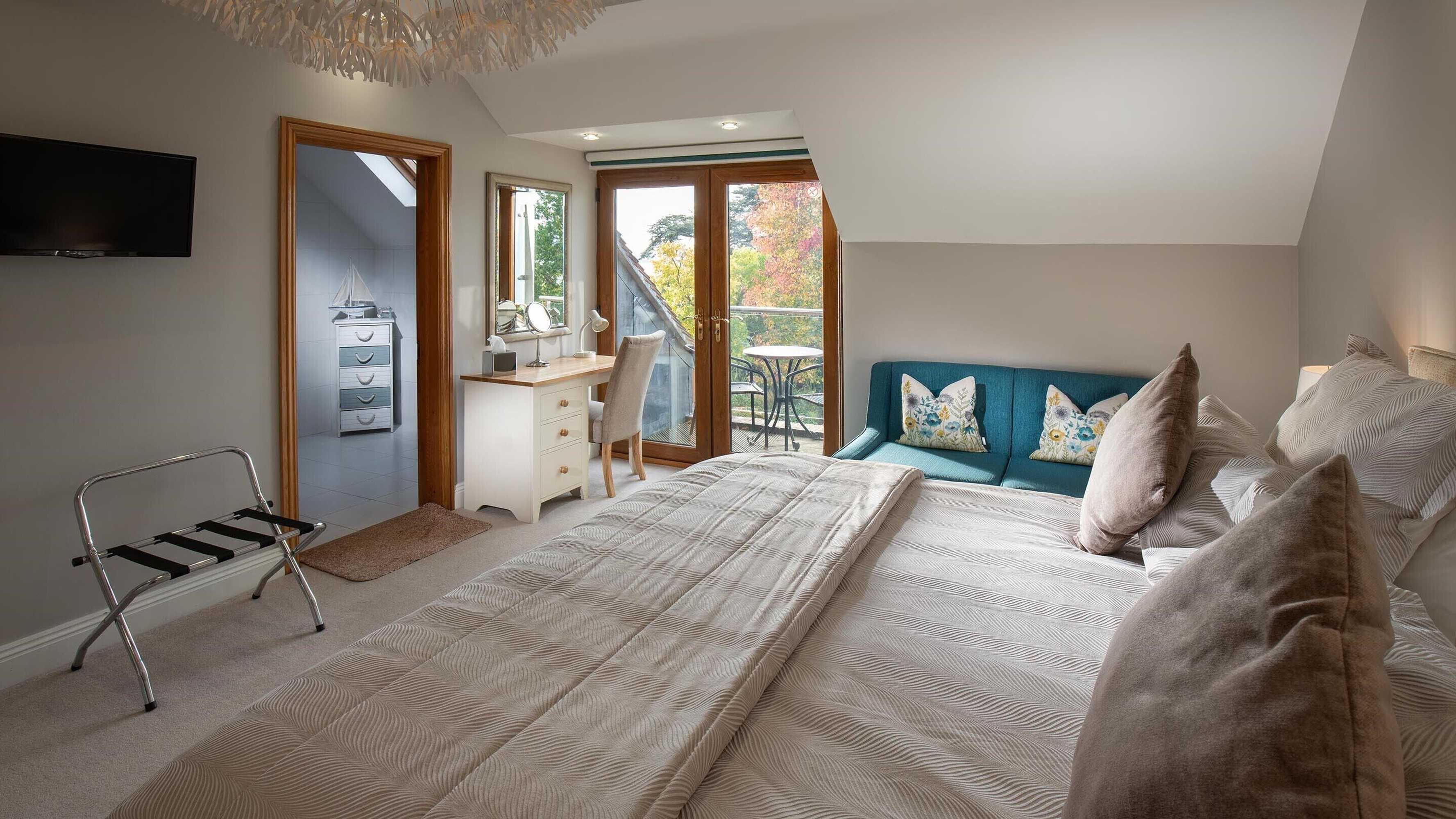 Gift card for Hamble Retreat House And Luxury Studios Gift card for Hamble Retreat House And Luxury Studios