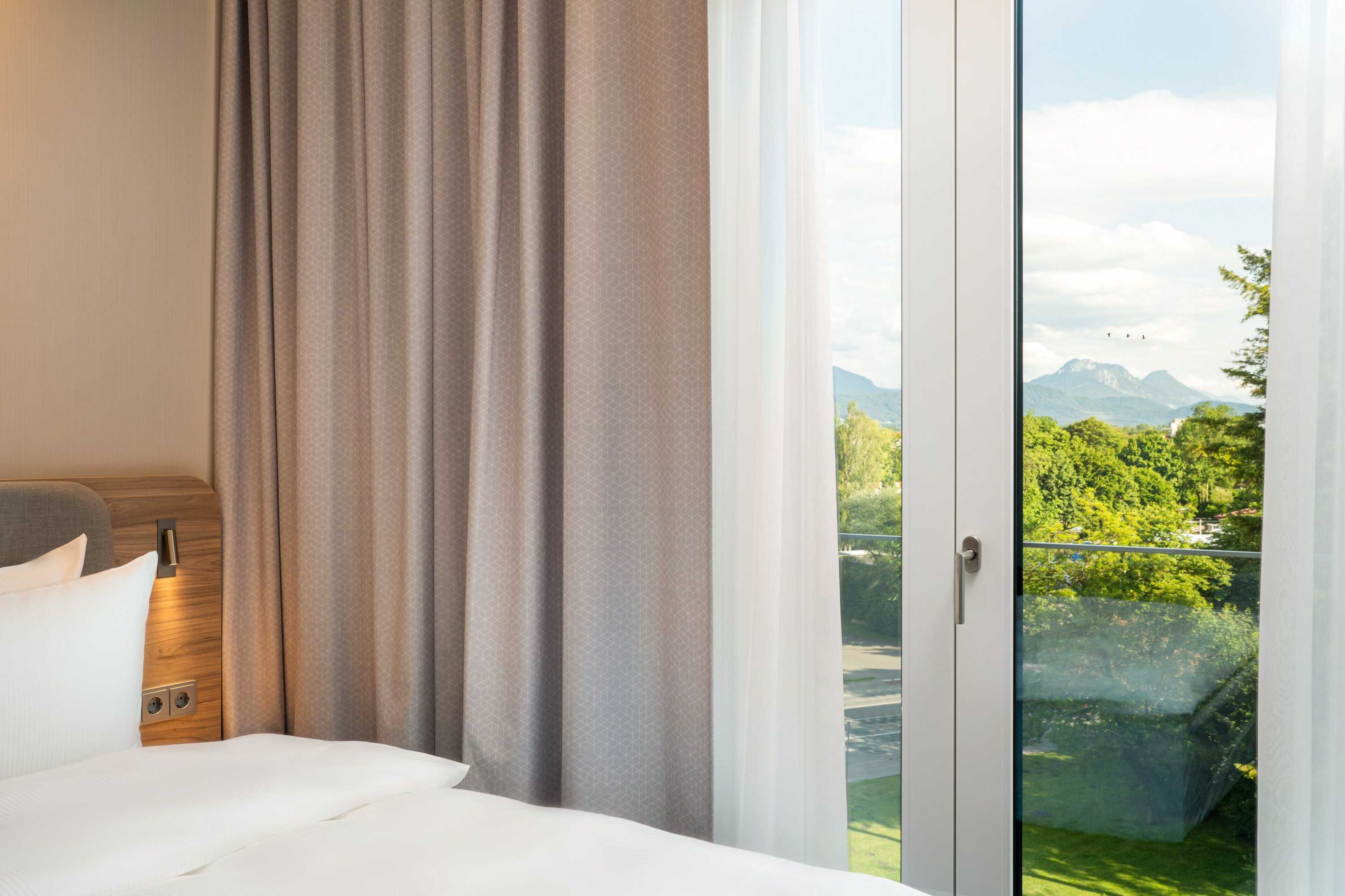 Gift card for Holiday Inn Express Rosenheim by Ihg Gift card for Holiday Inn Express Rosenheim by Ihg